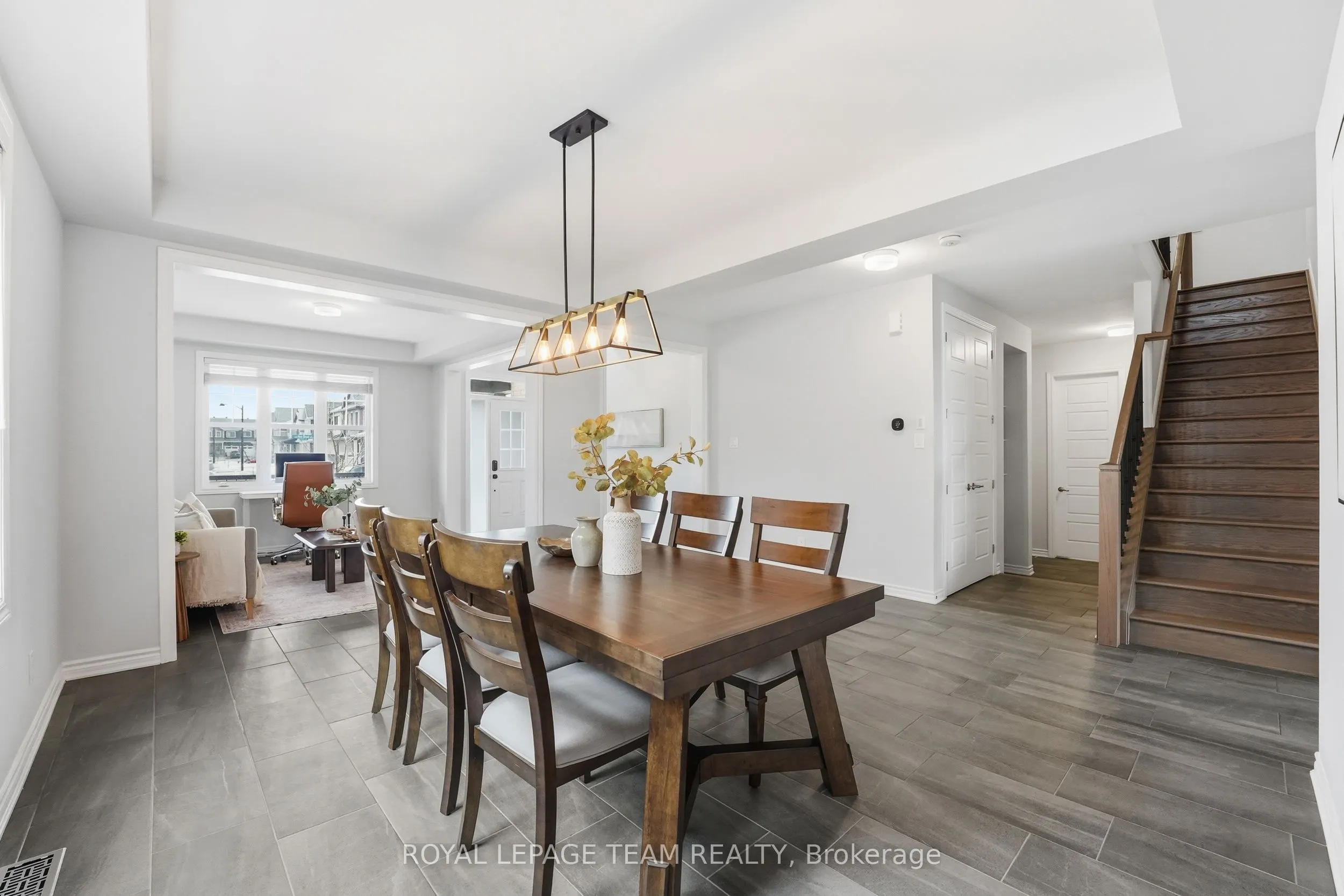 643 Rye Grass Way