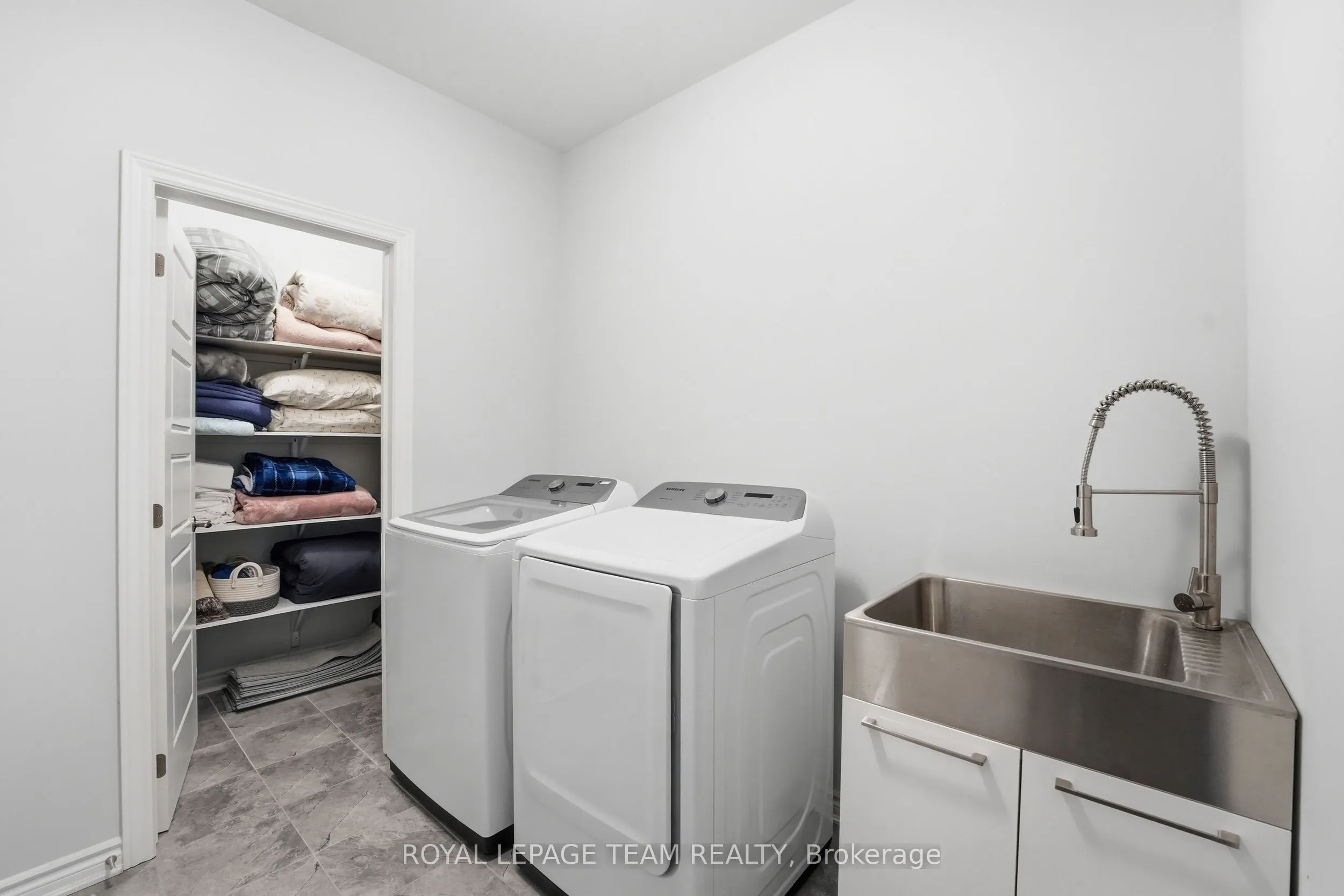 643 Rye Grass Way