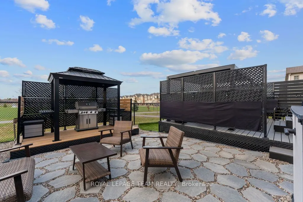 643 Rye Grass Way