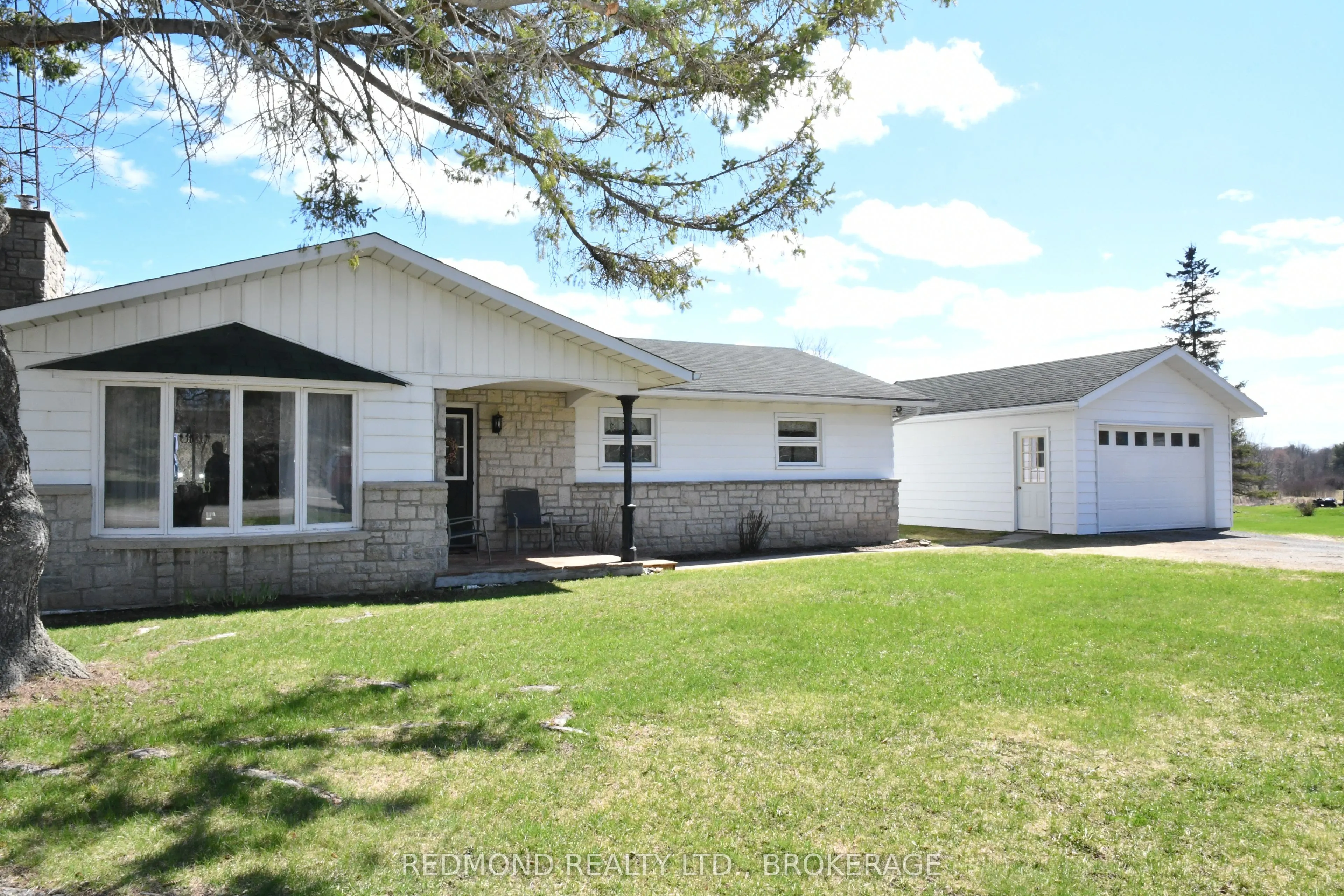 1319 County Rd 2 Road