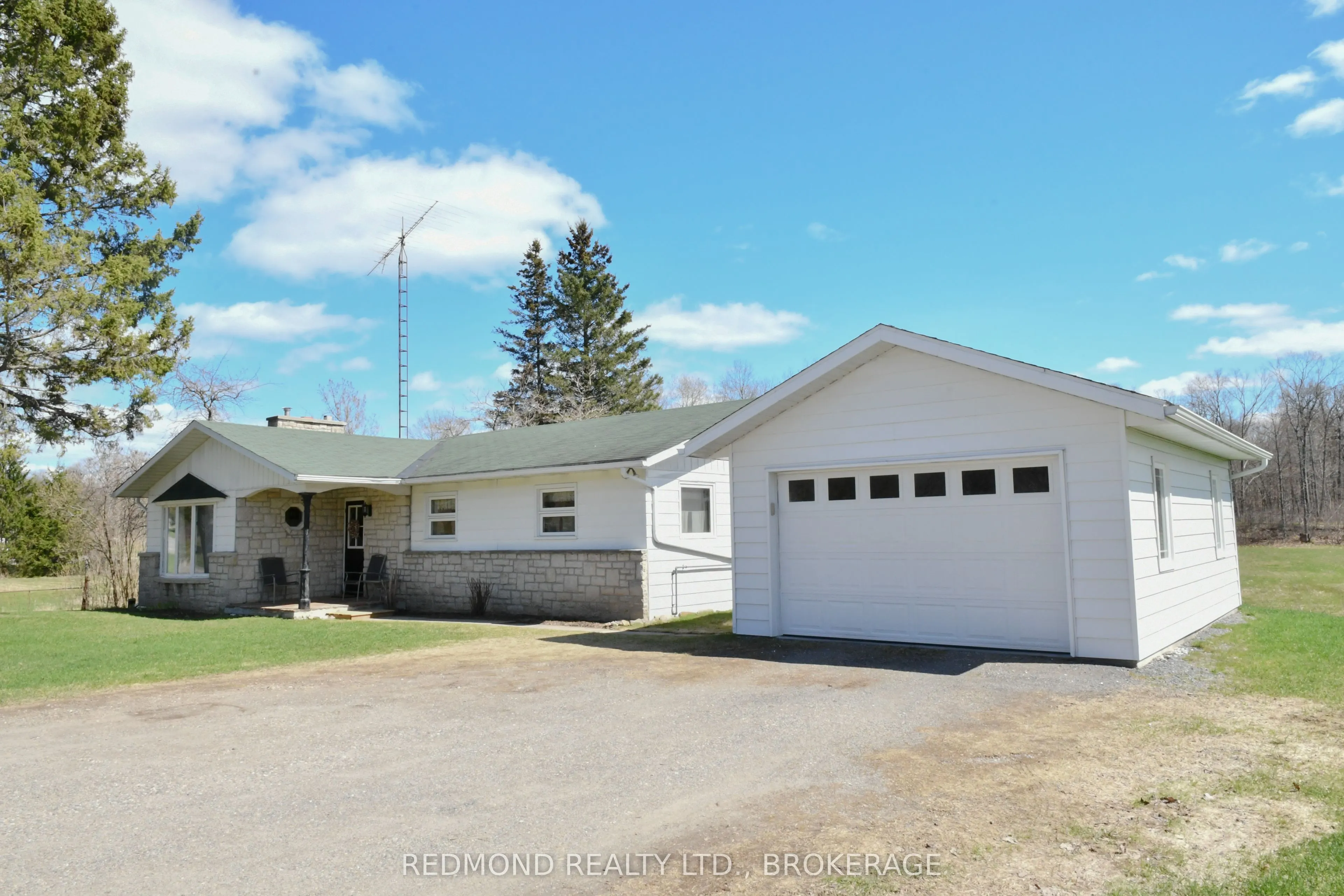 1319 County Rd 2 Road