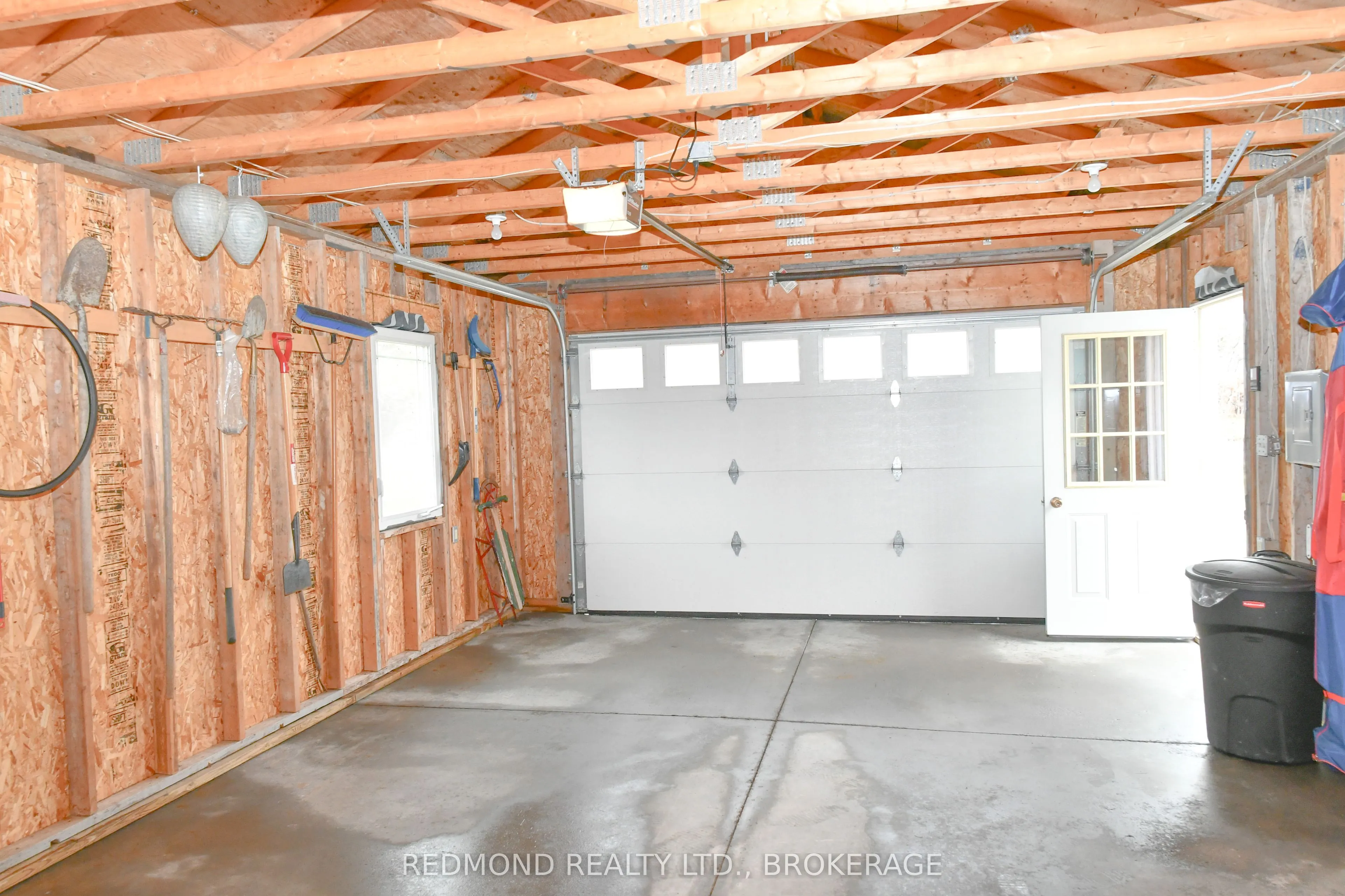 1319 County Rd 2 Road