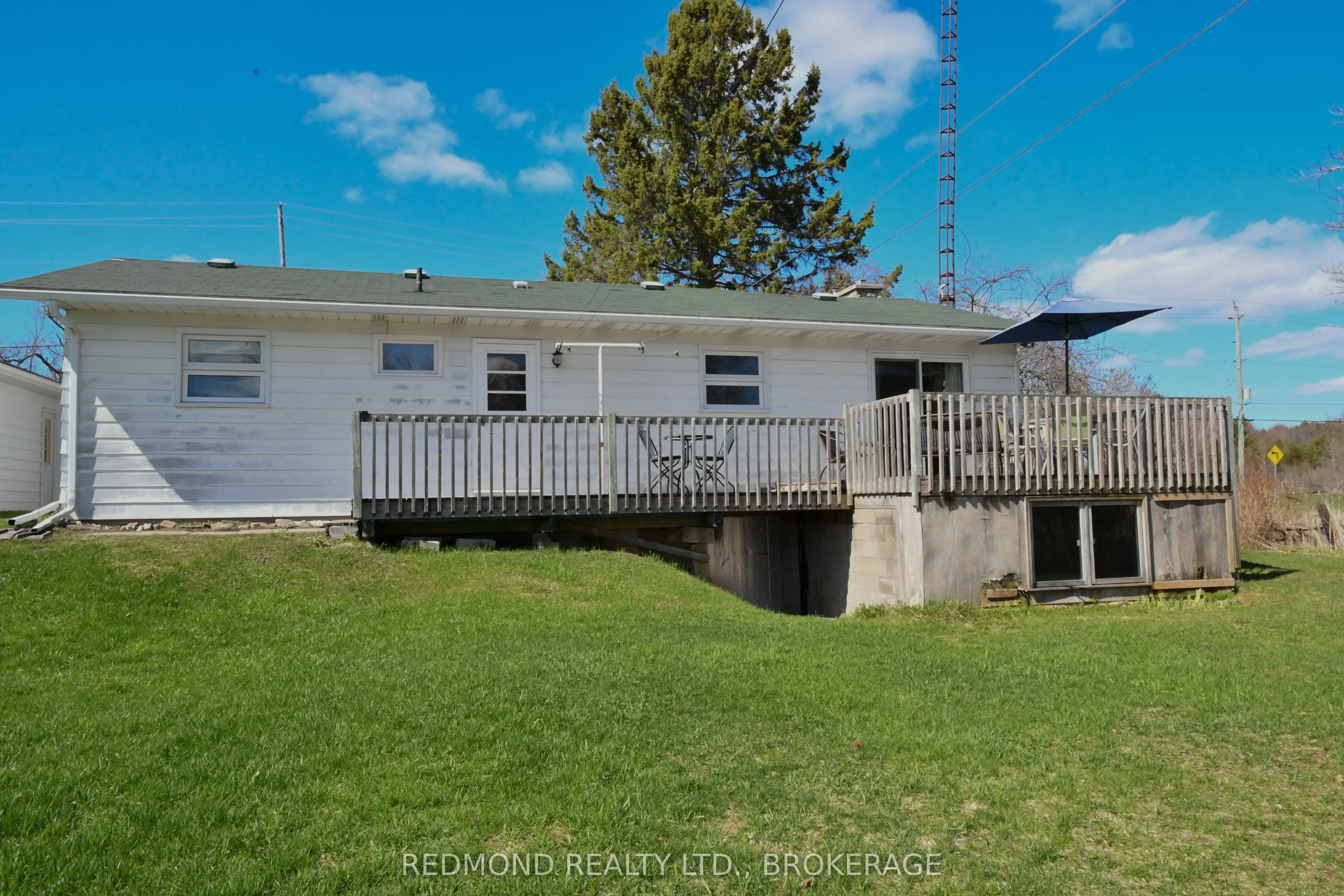 1319 County Rd 2 Road