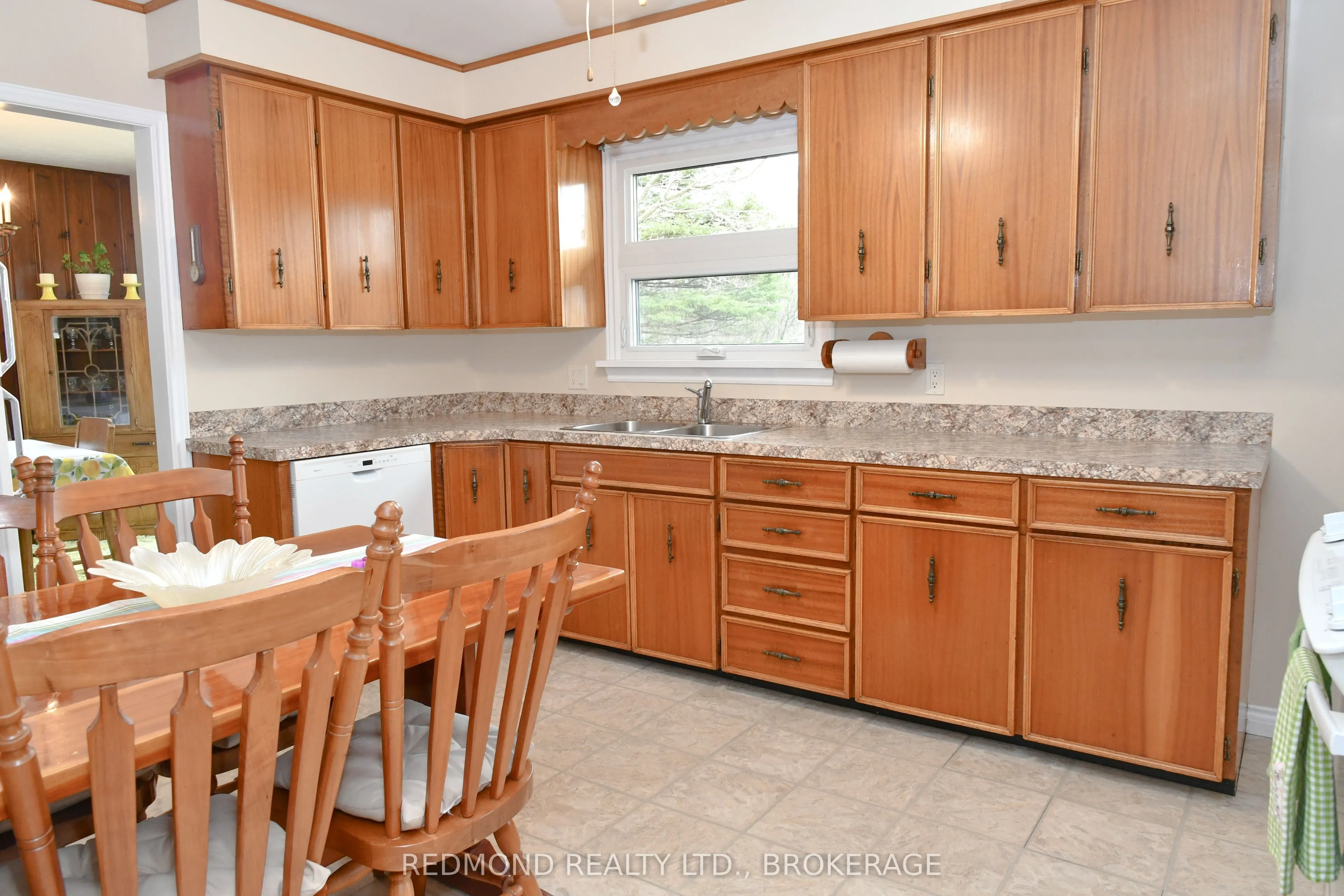 1319 County Rd 2 Road