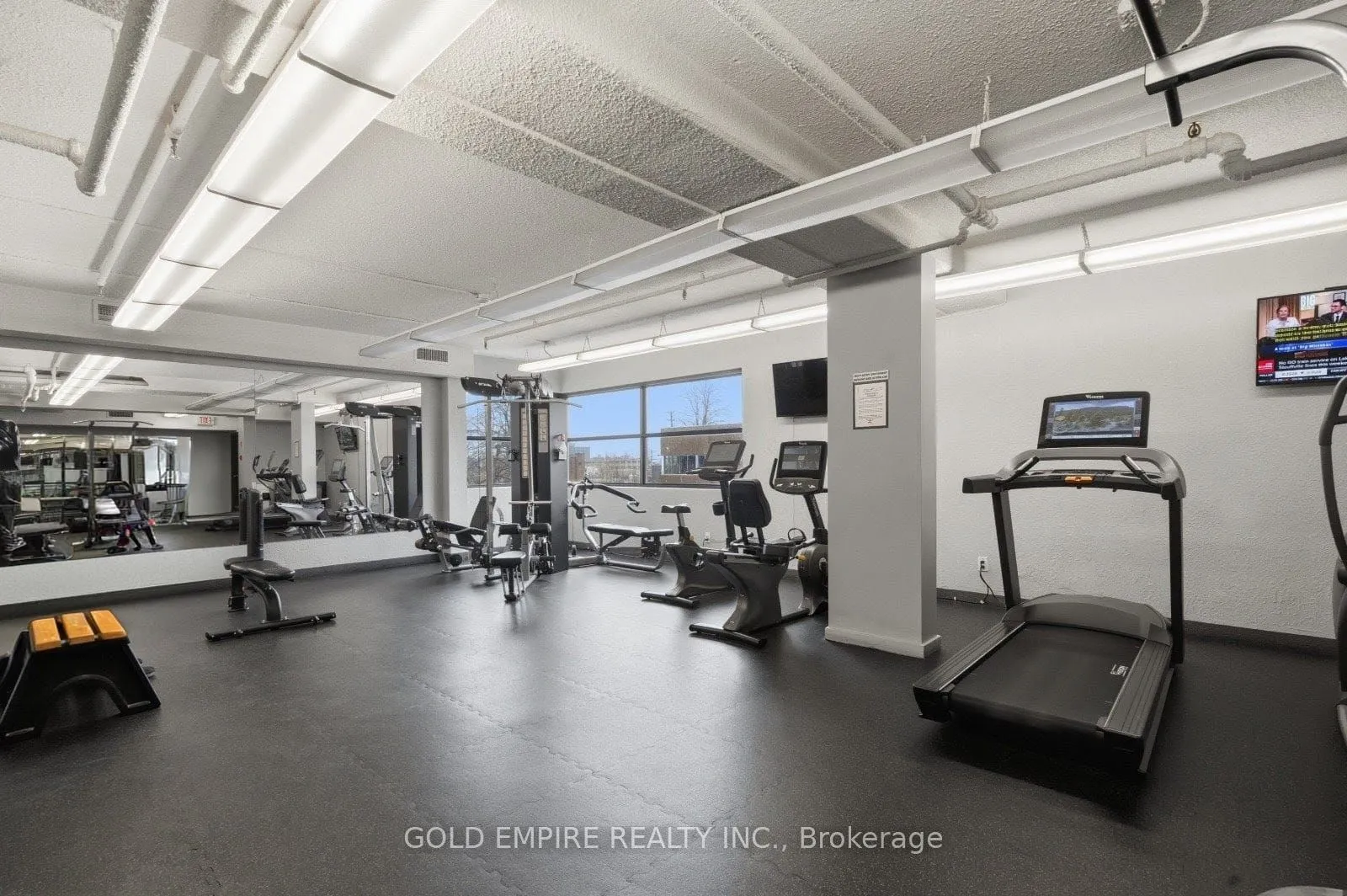 389 Dundas Street #701