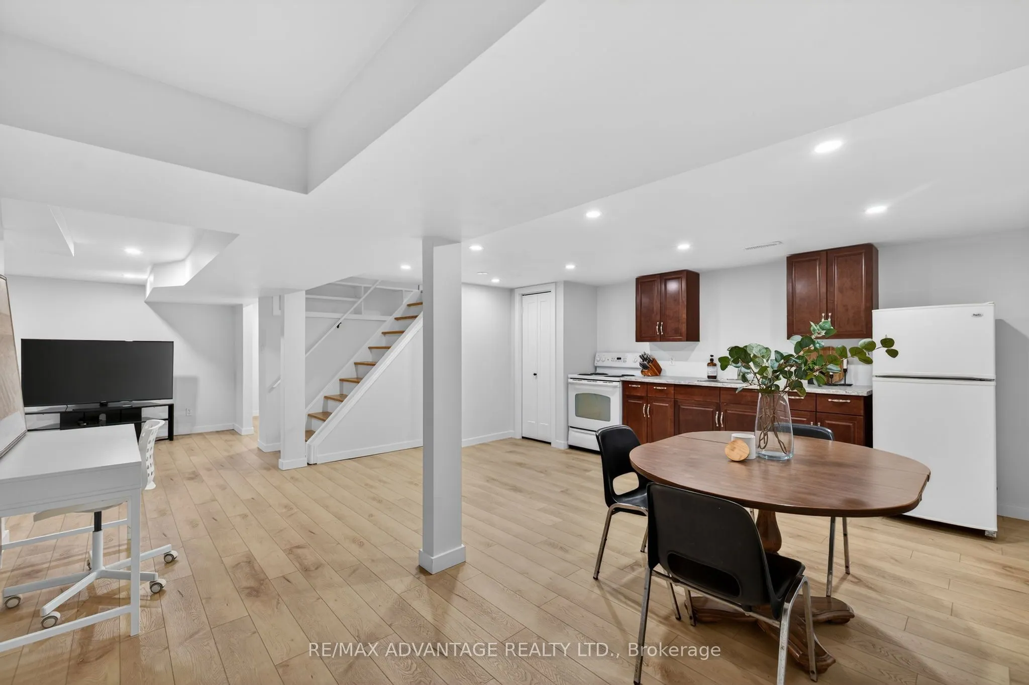 60 Wexford Avenue