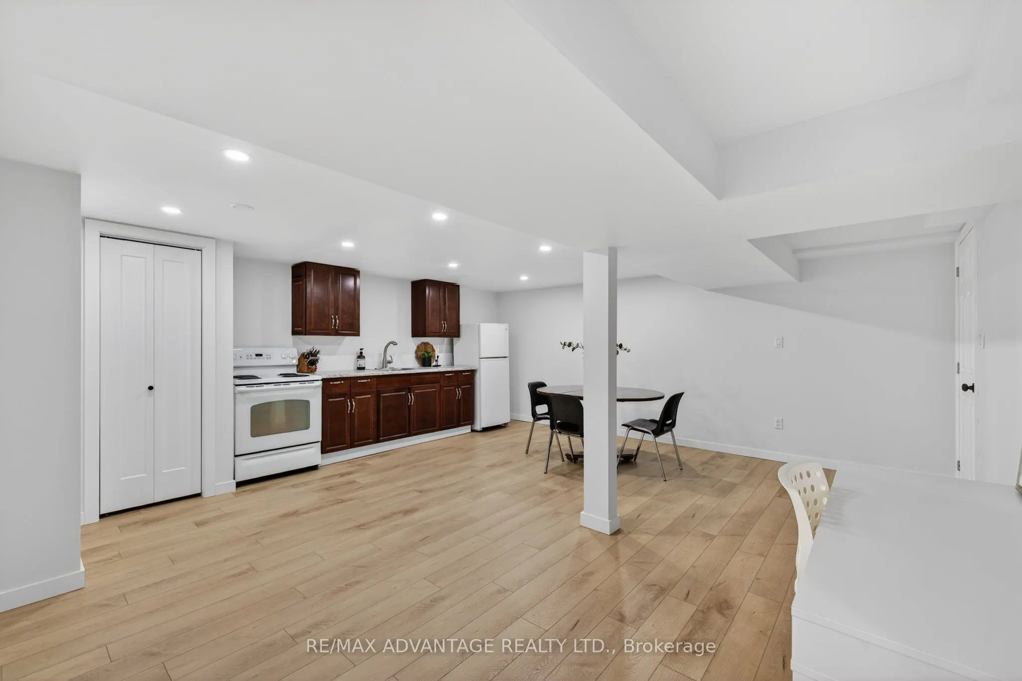 60 Wexford Avenue