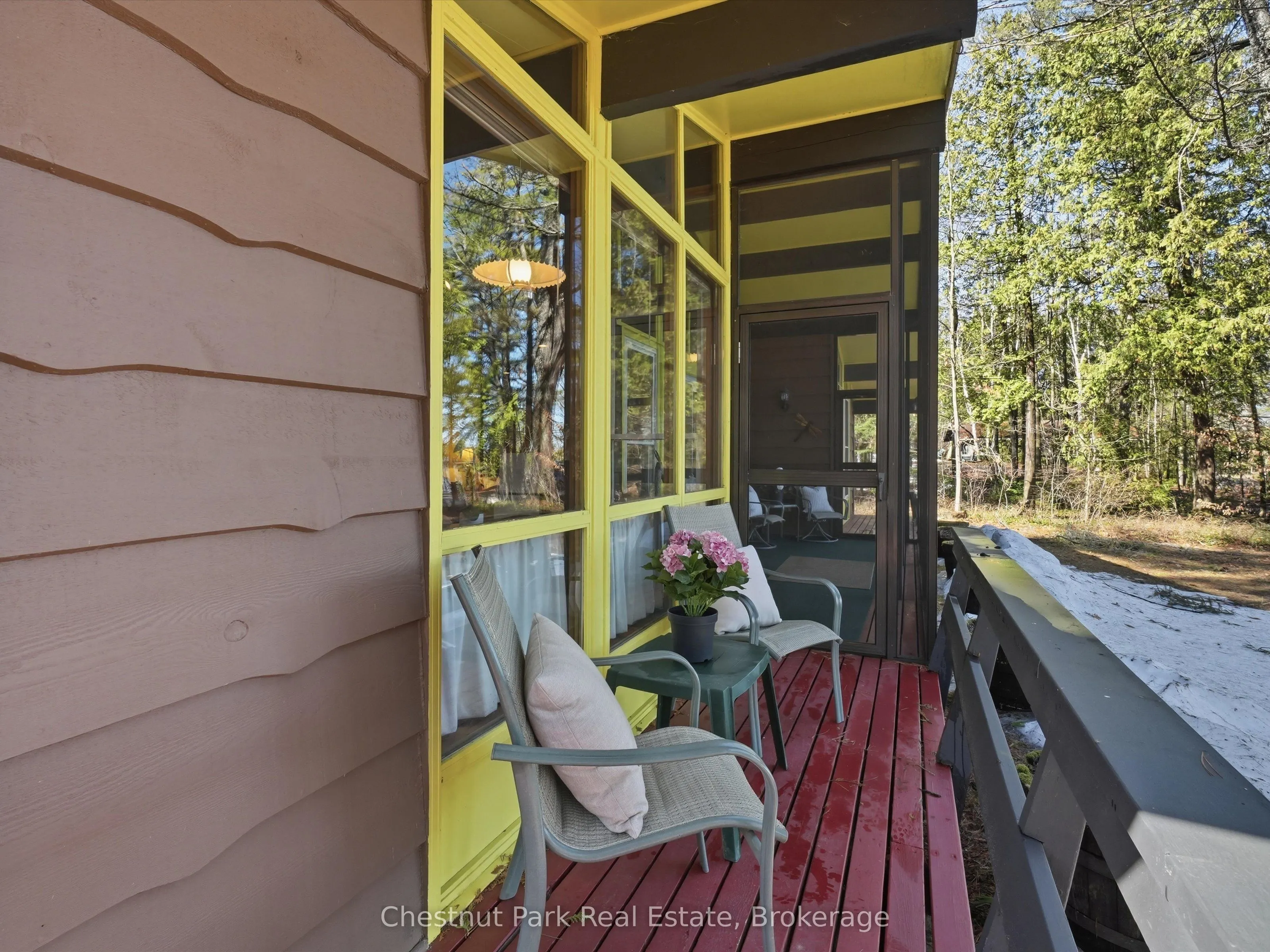 1087 Glenmount Road
