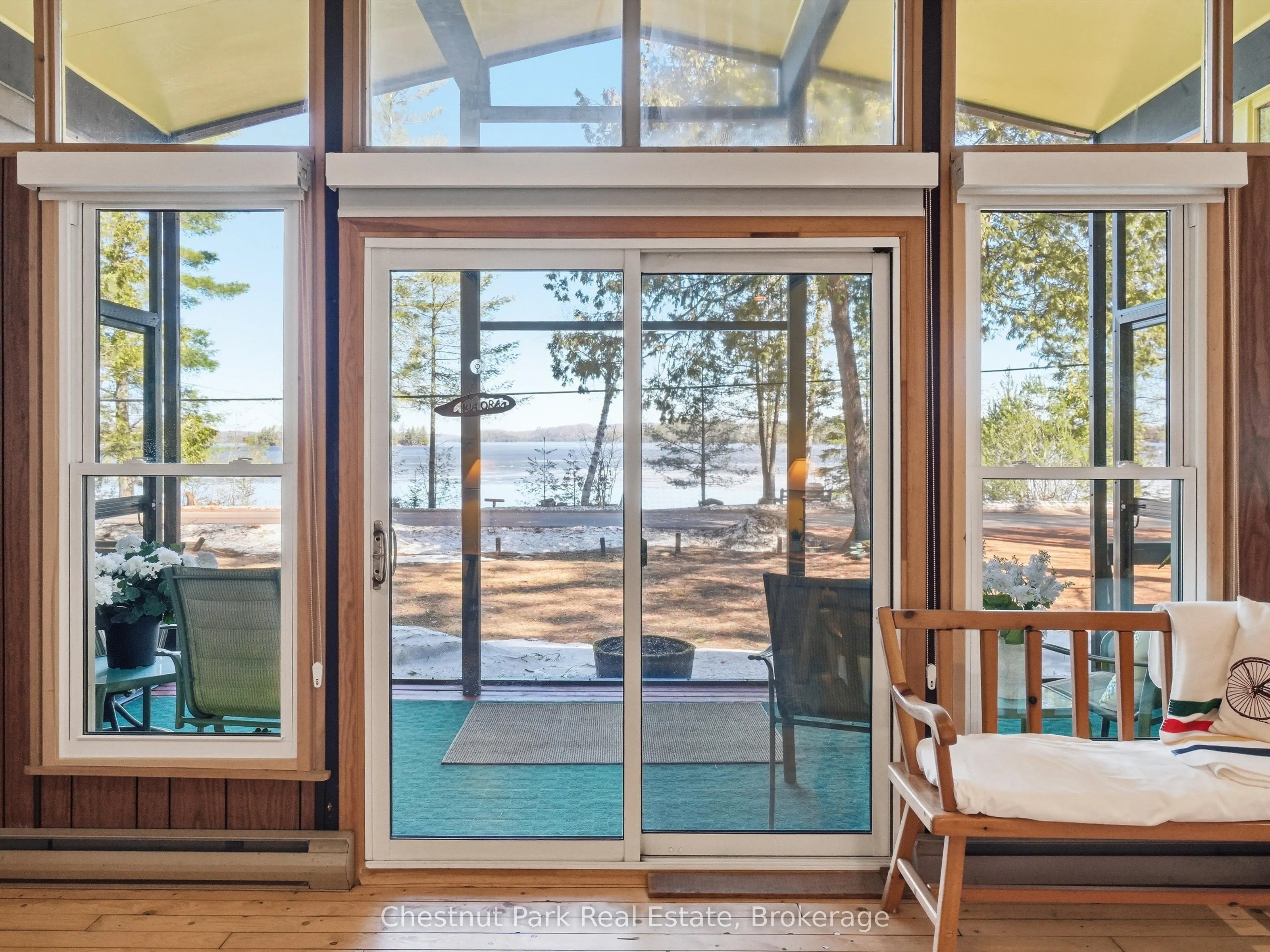 1087 Glenmount Road
