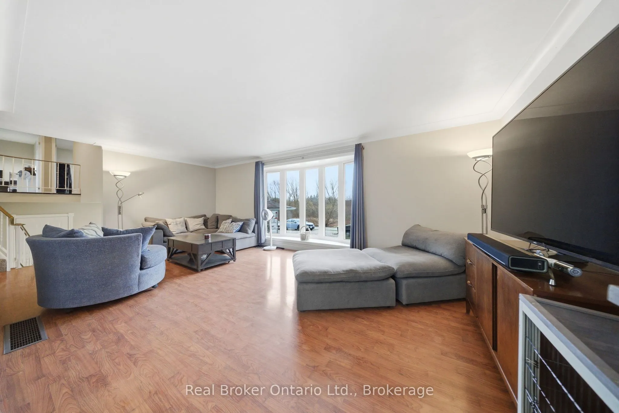 11 Burtch Road