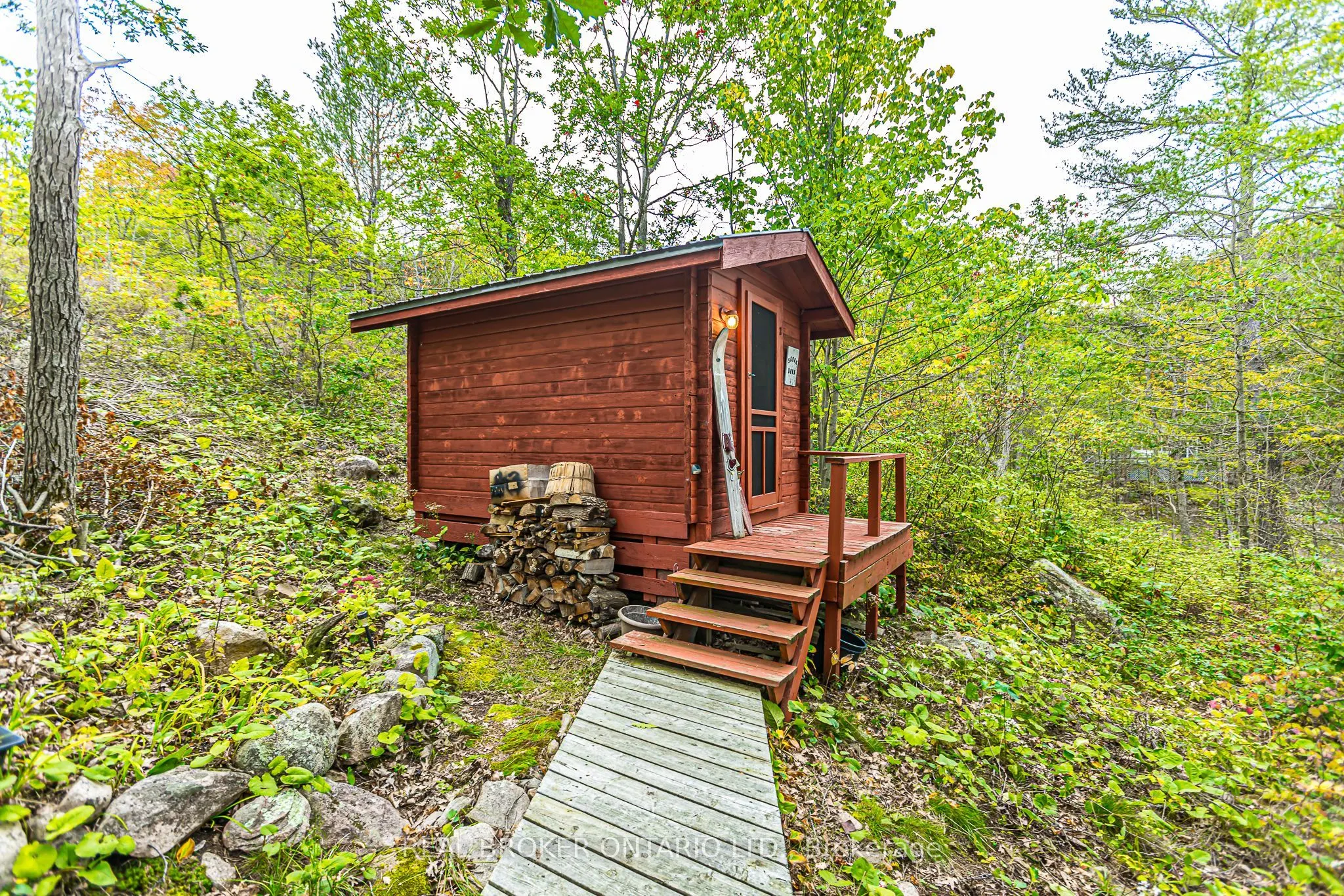 744 Island 10/Baxter Lake