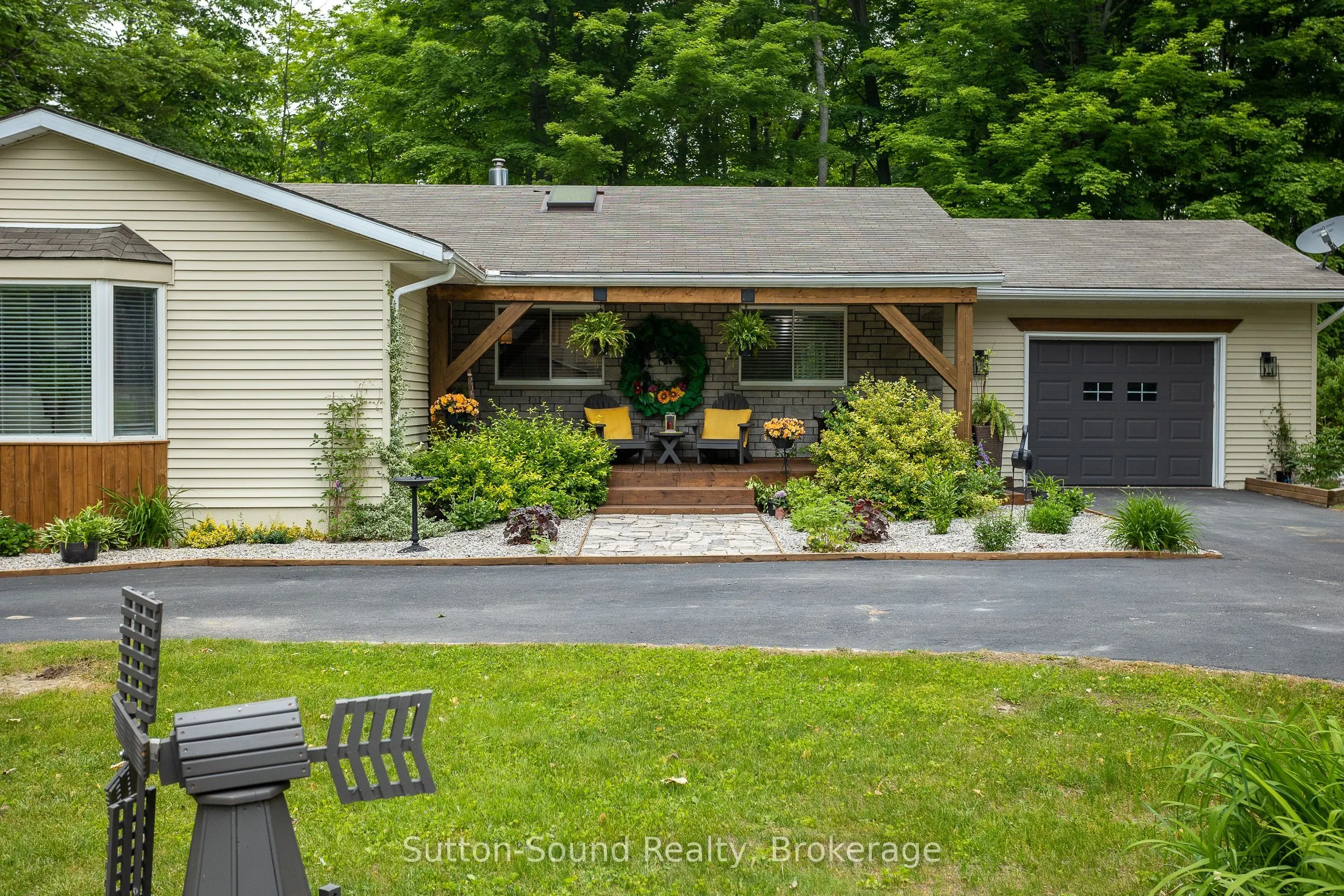 7 Sandy Pines Trail