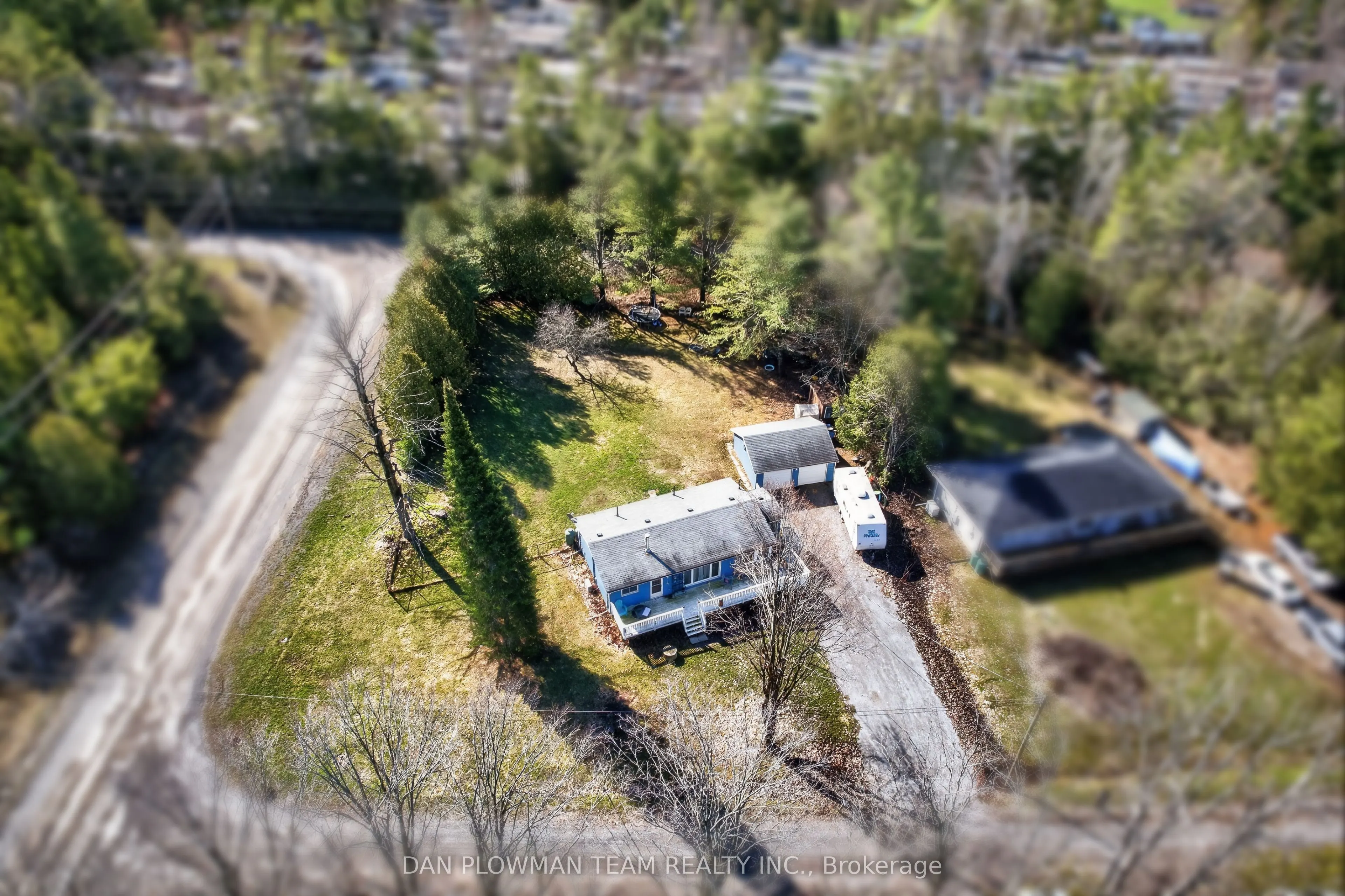 1545 Westview Crescent
