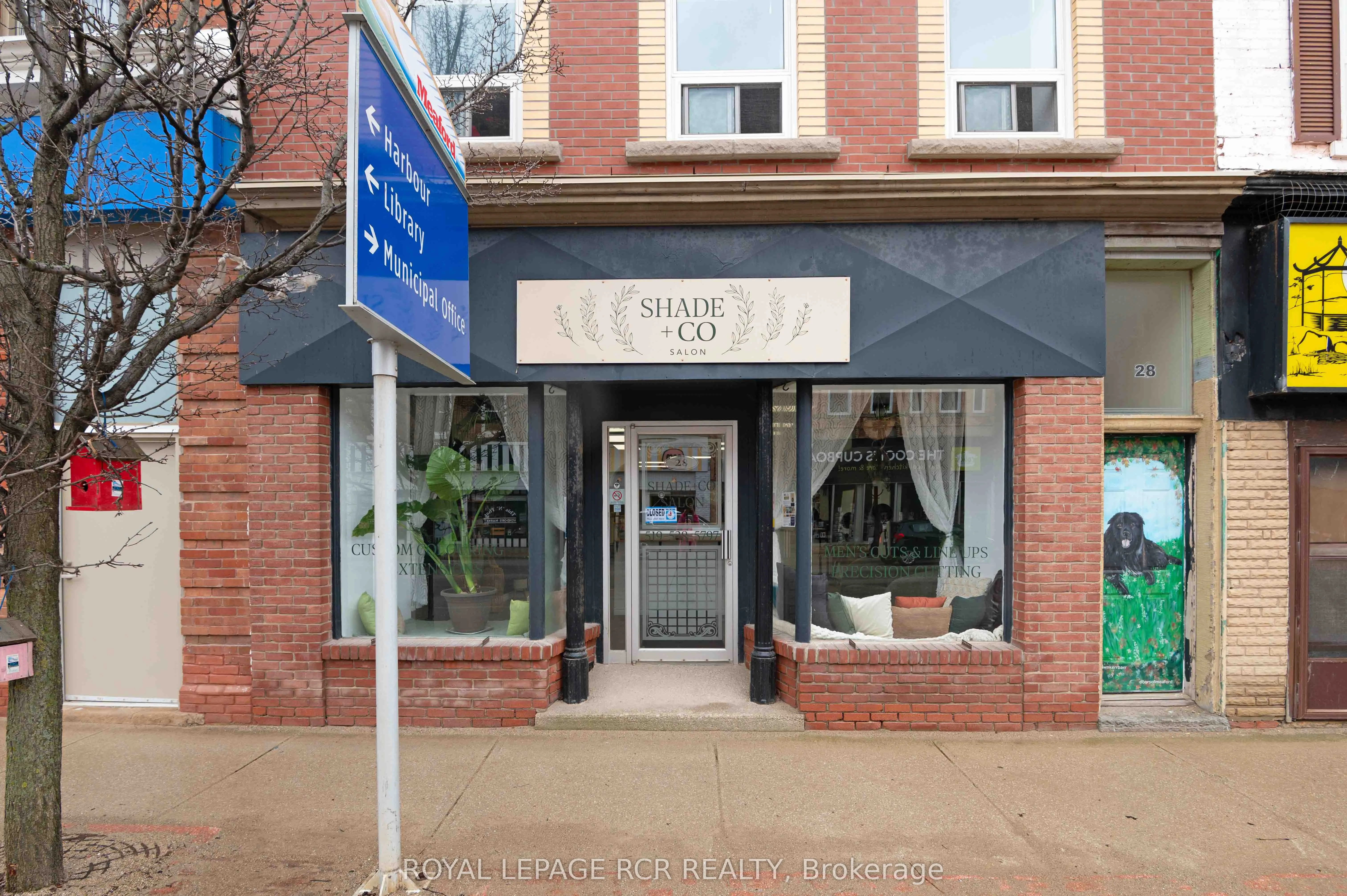 28 SYKES Street N