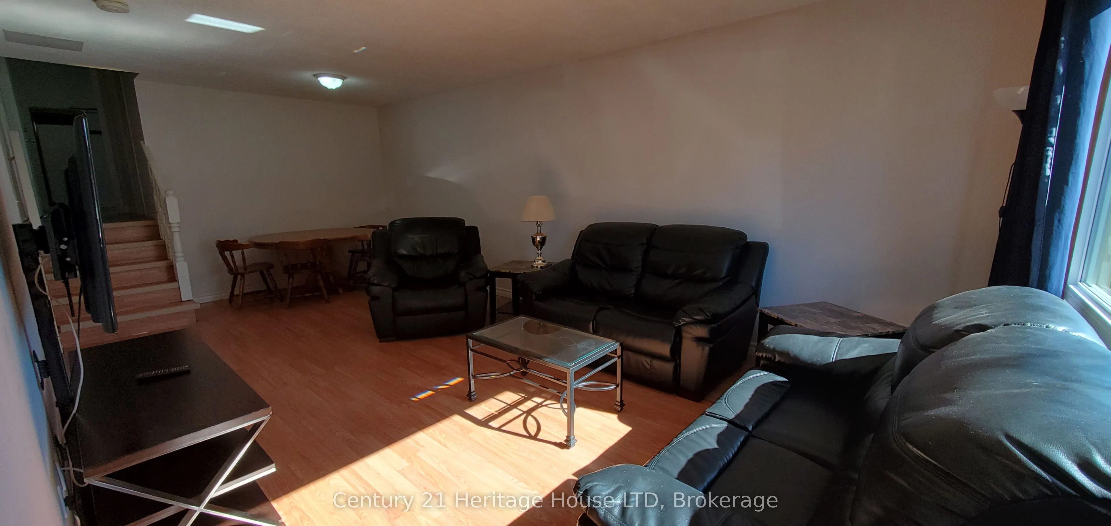 542 First Avenue N