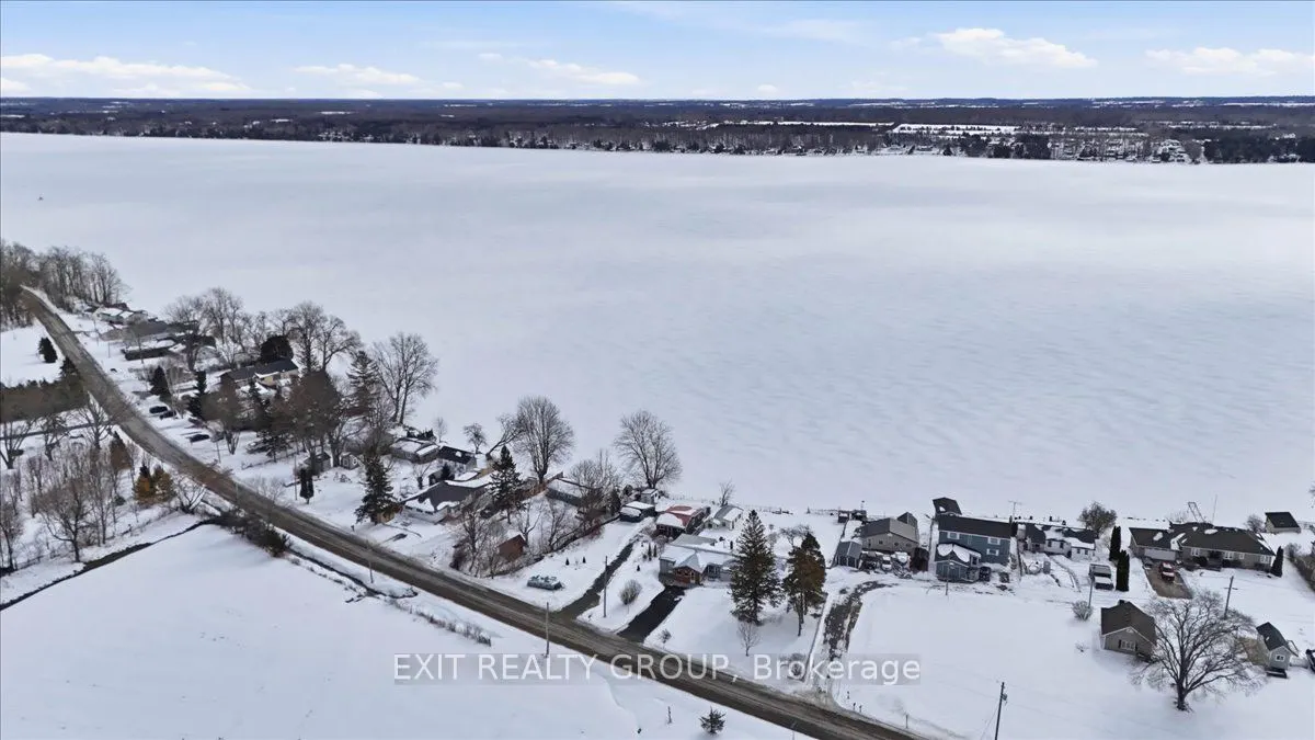 1083 Lakeside Drive