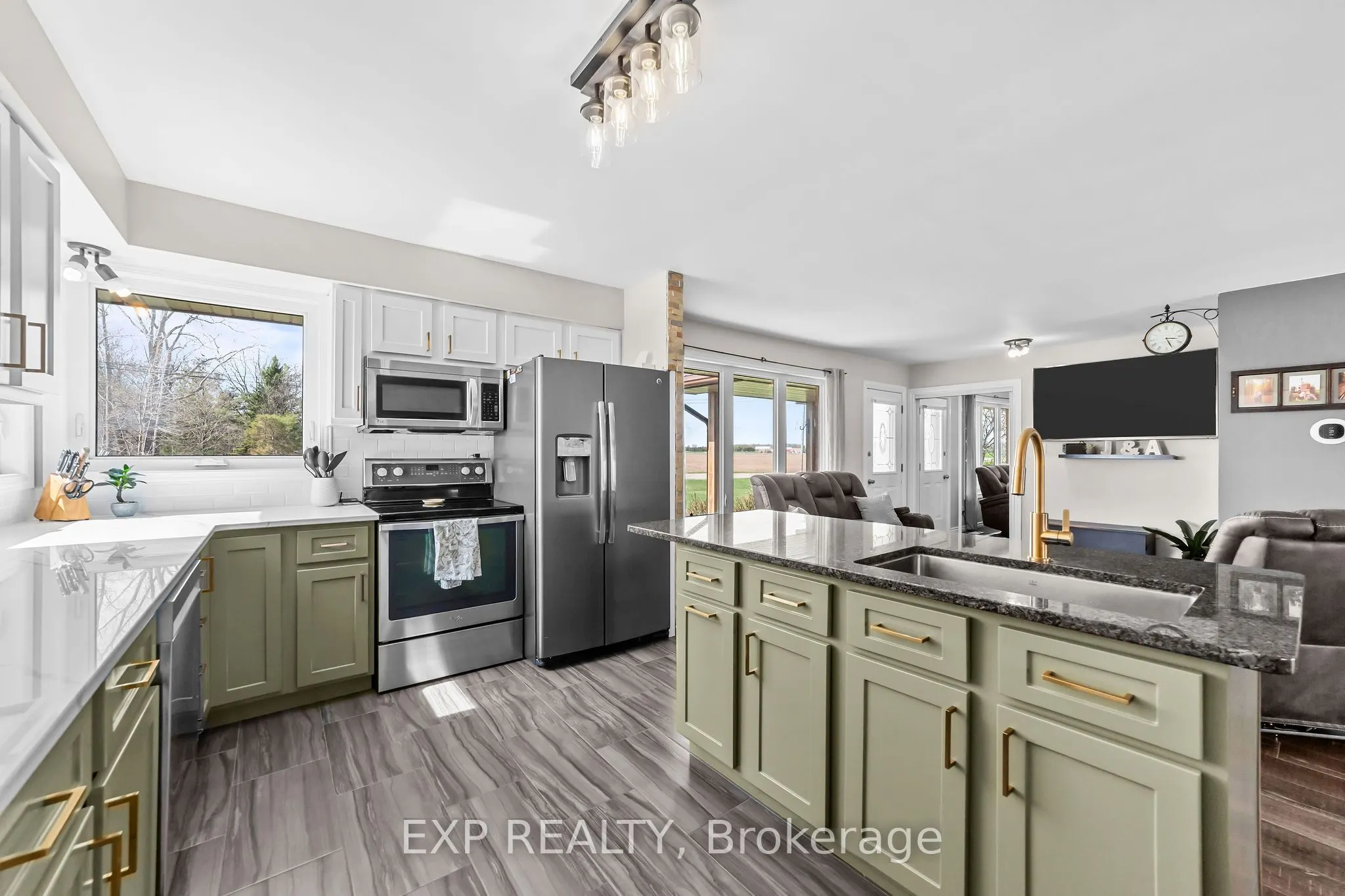 9221 Hickory Drive