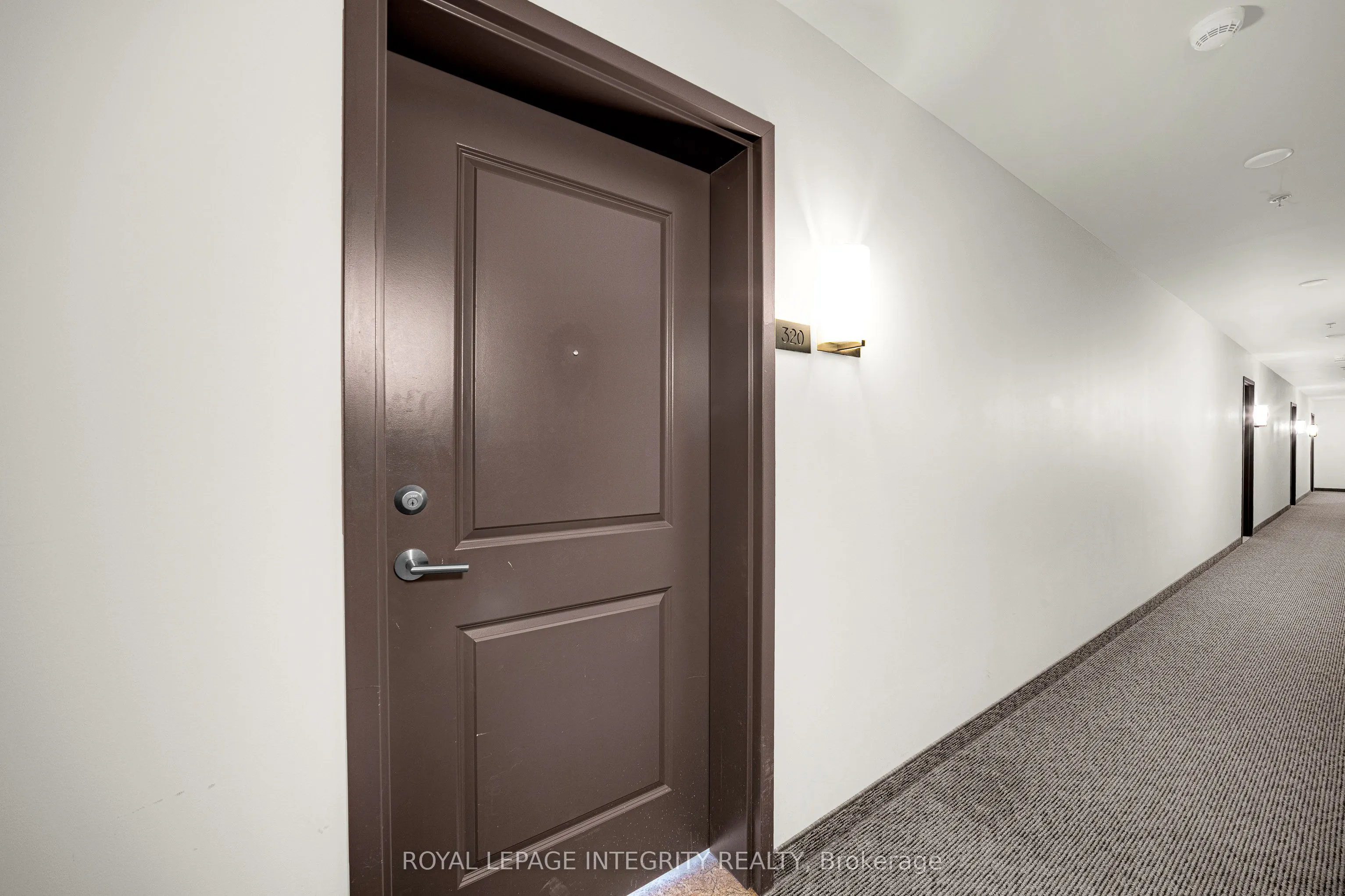 429 Kent Street #320