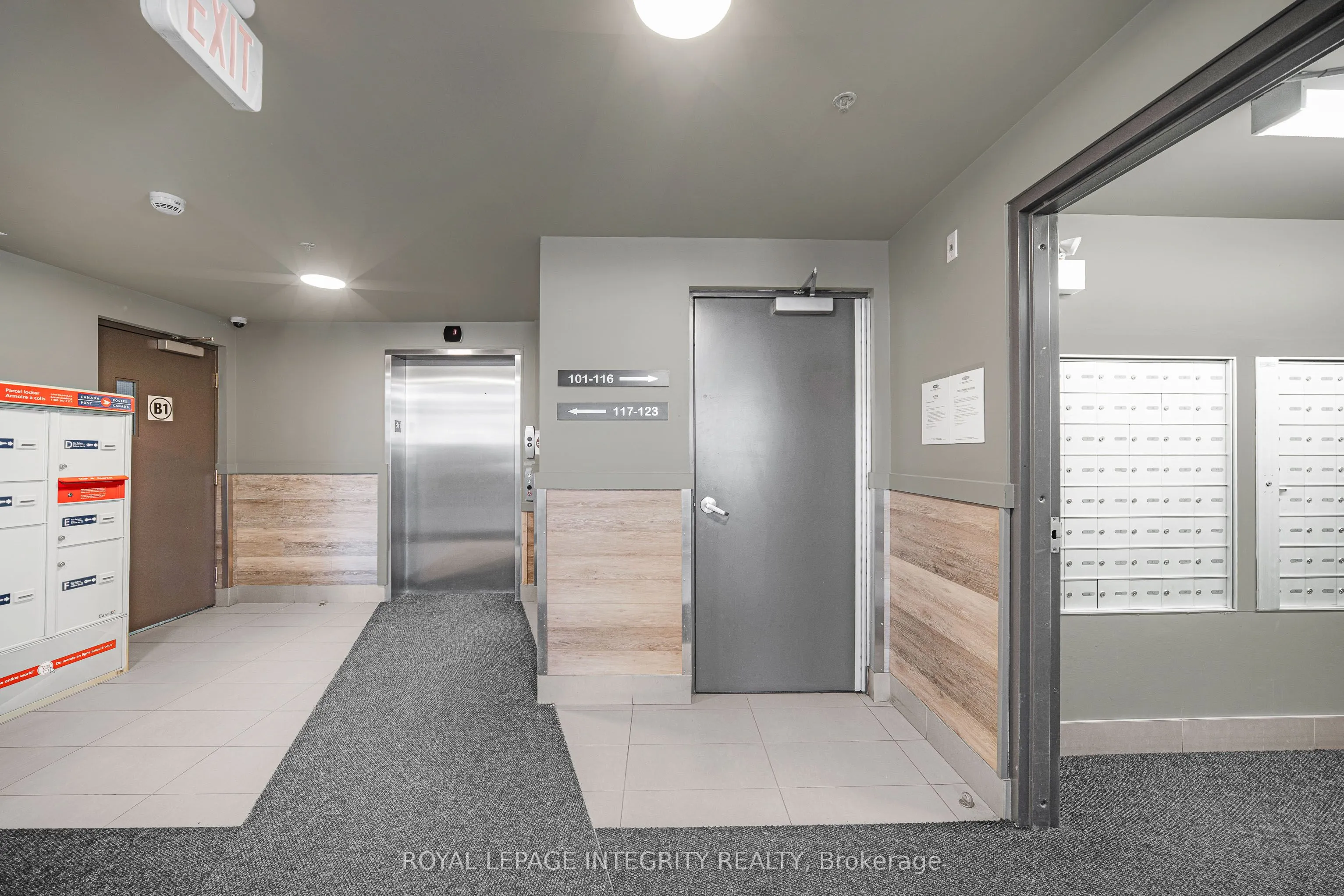 429 Kent Street #320