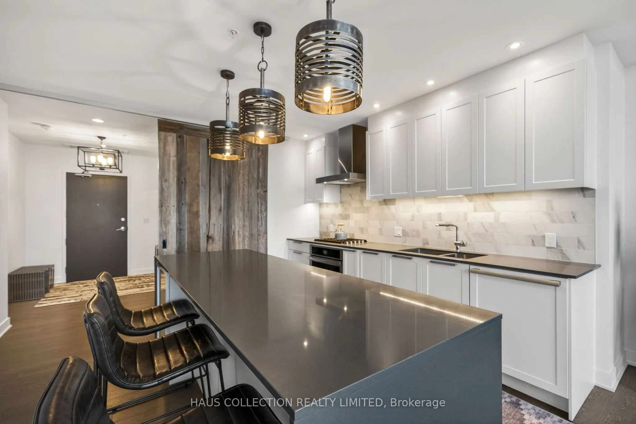 20 Daly Avenue #PH2302