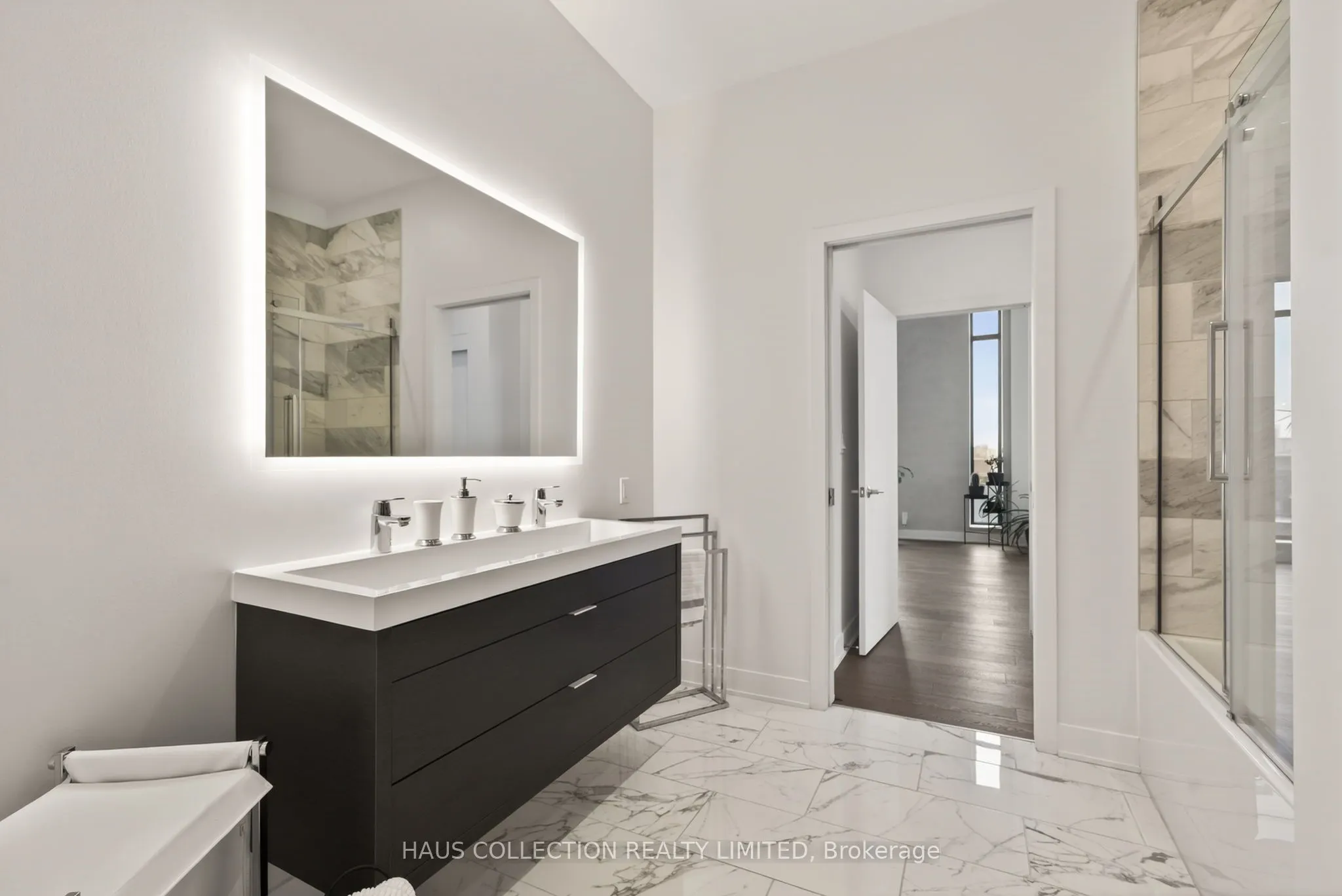 20 Daly Avenue #PH2302