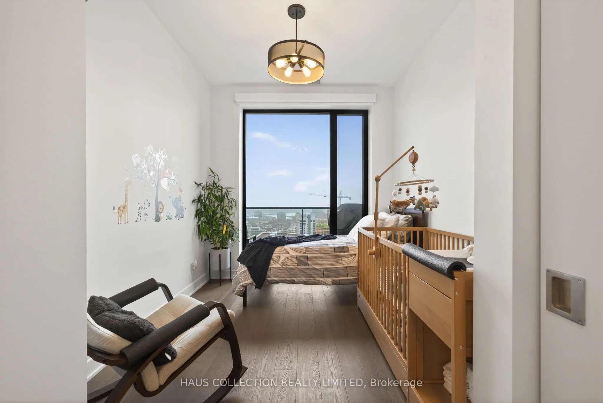 20 Daly Avenue #PH2302