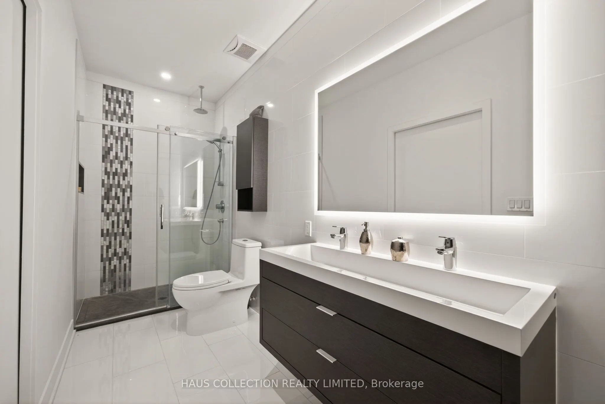 20 Daly Avenue #PH2302