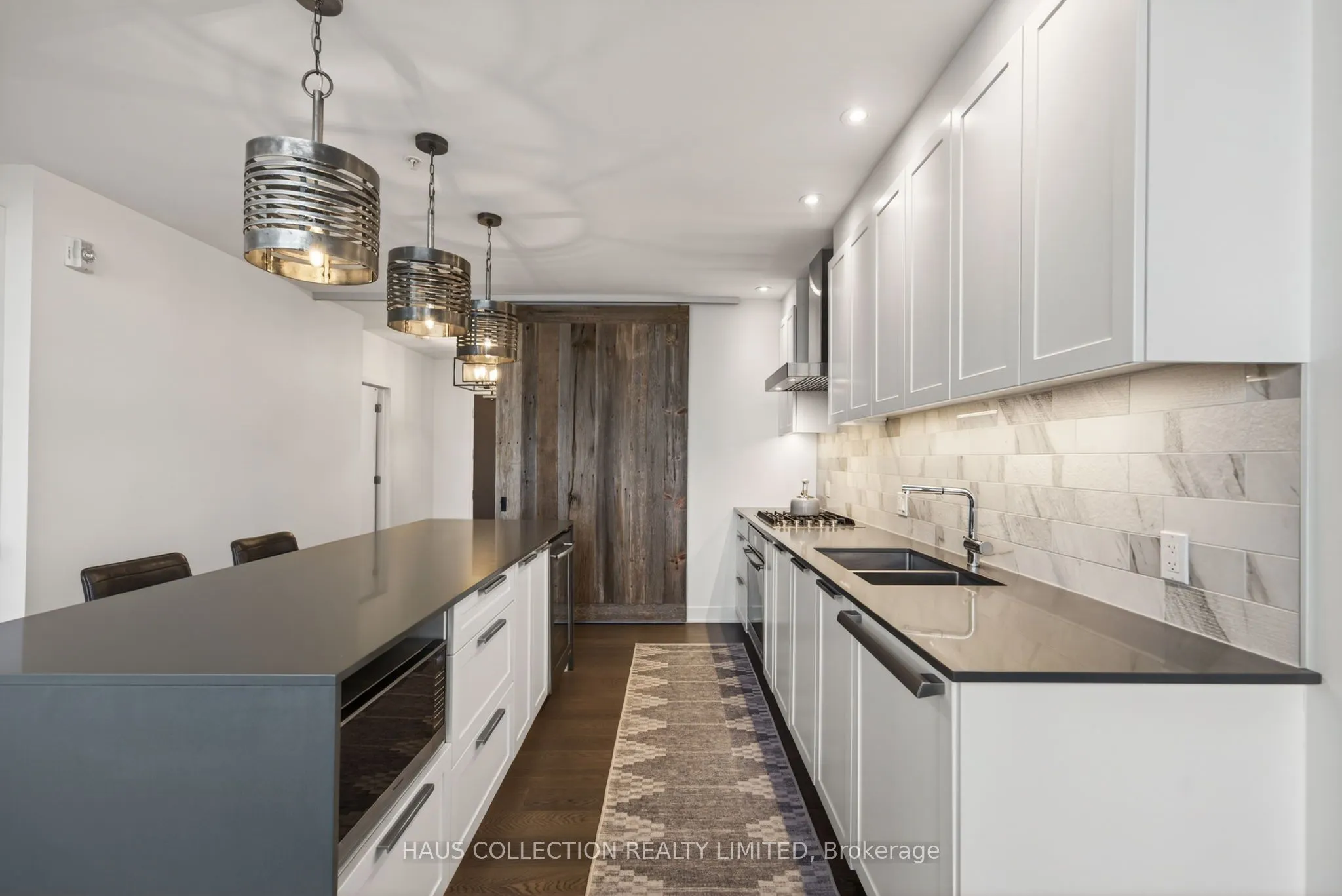 20 Daly Avenue #PH2302