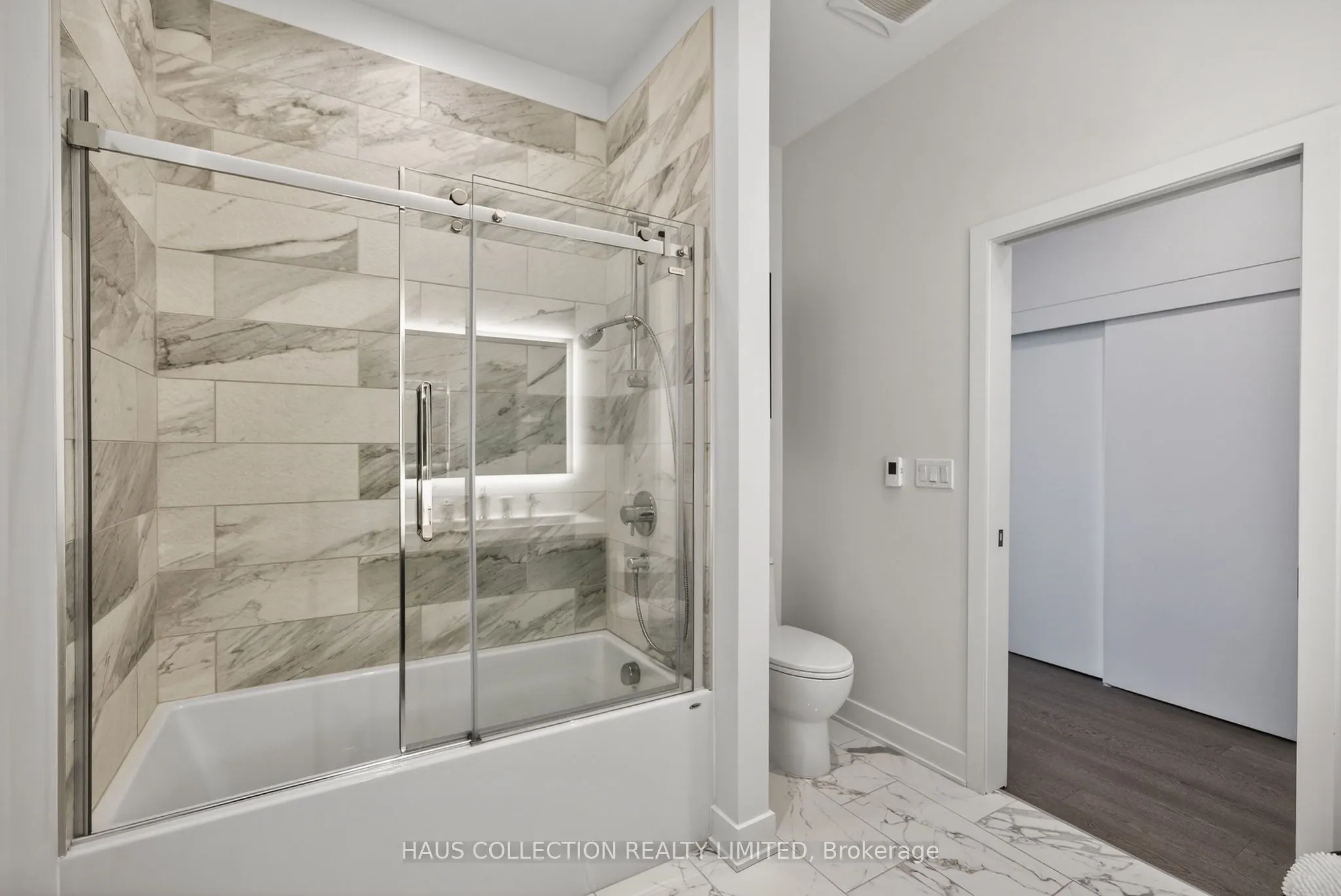 20 Daly Avenue #PH2302