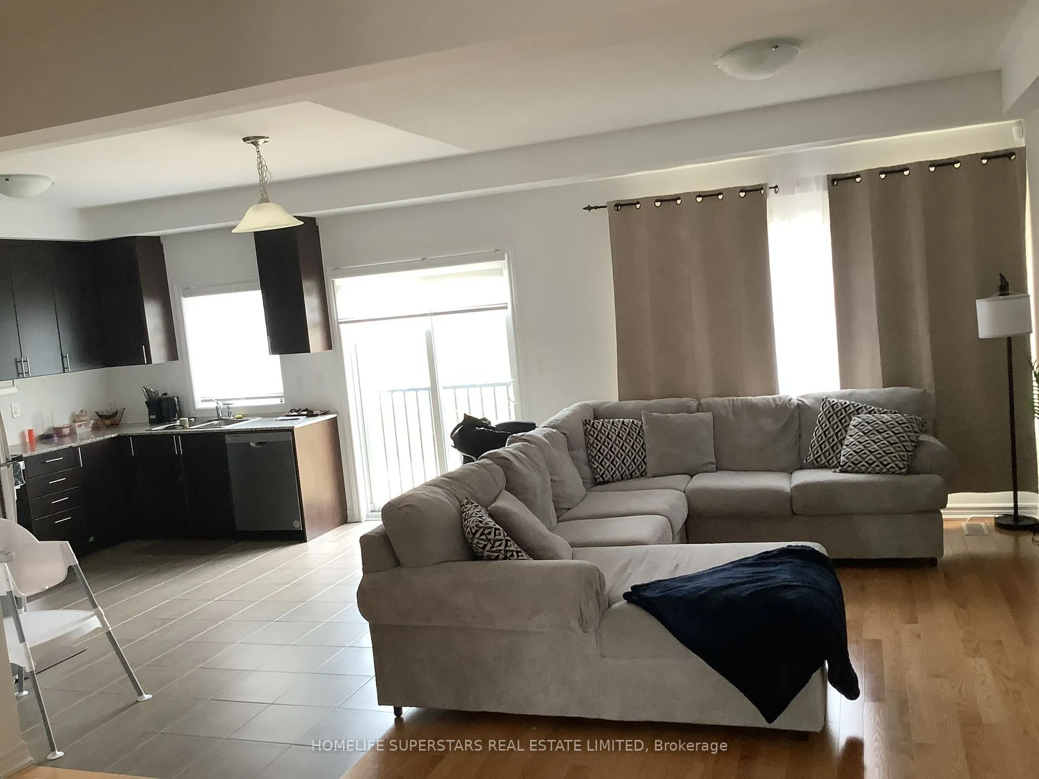 420 Vandusen Avenue