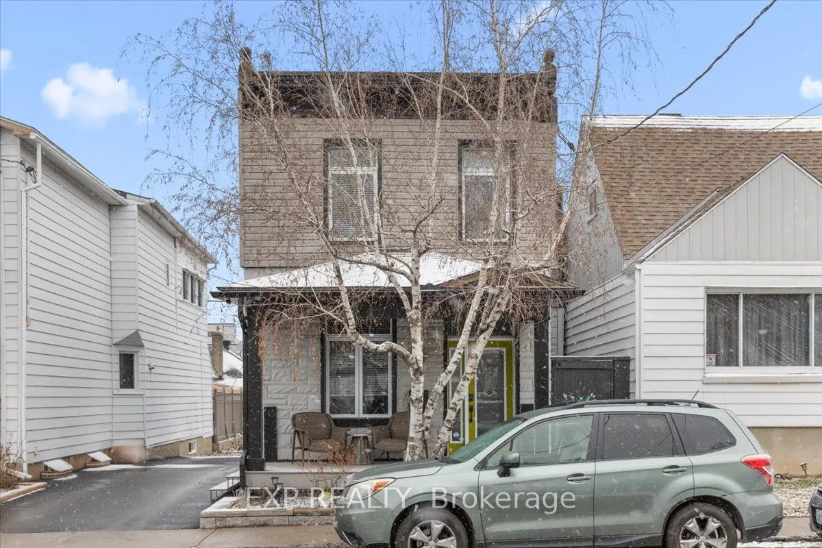 185 Deschamps Avenue