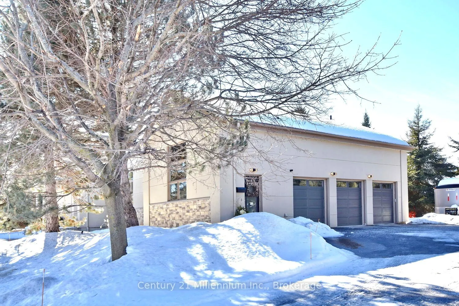 160 Grand Cypress Lane