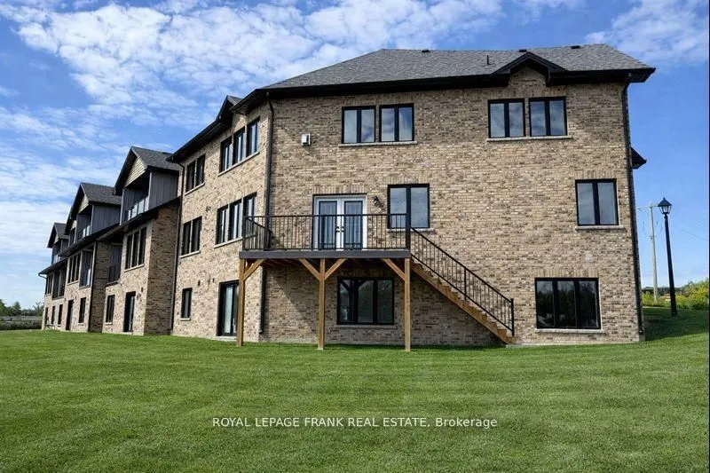 42 Pond Street