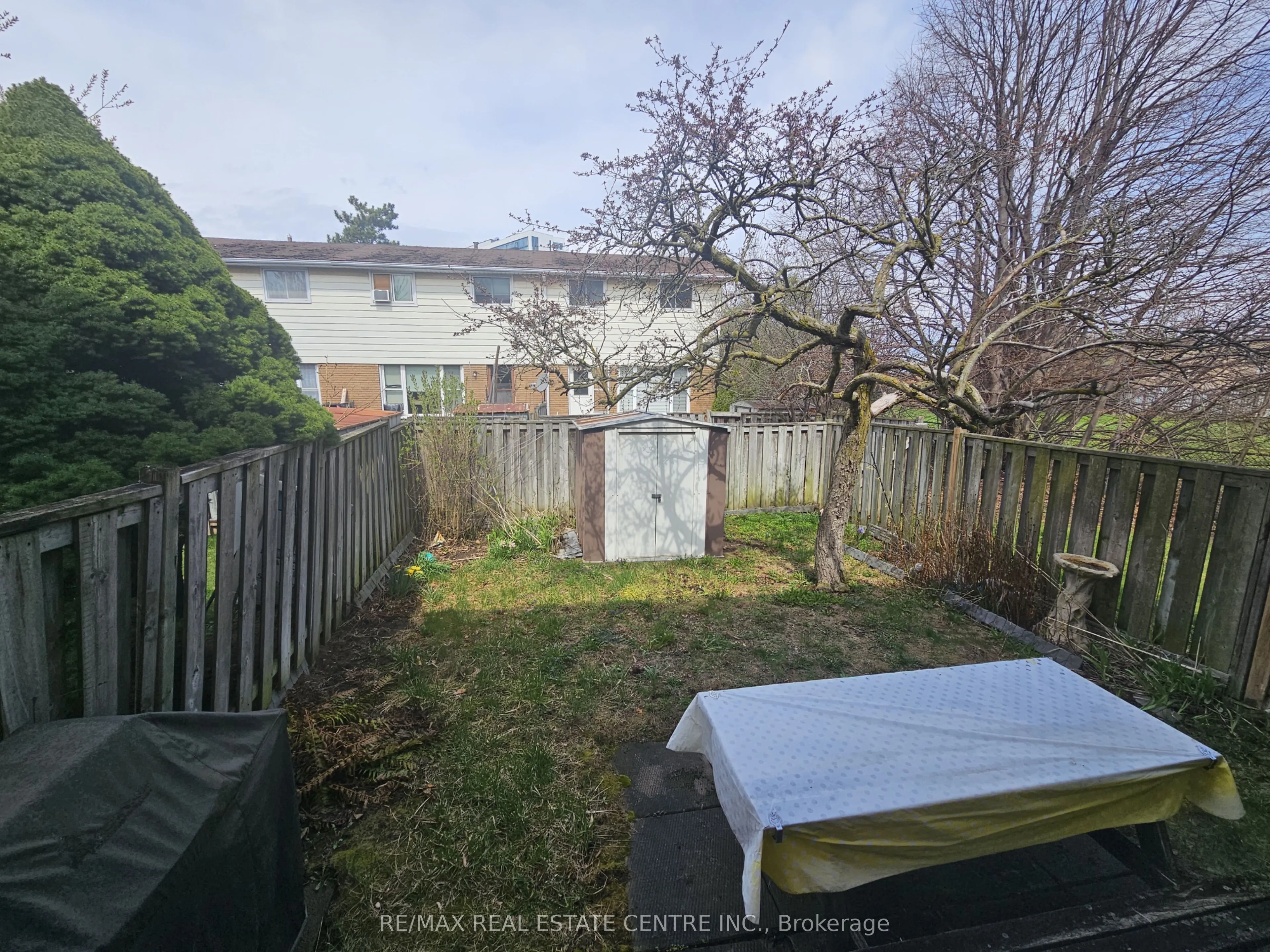 161 BERKINDALE Drive #6
