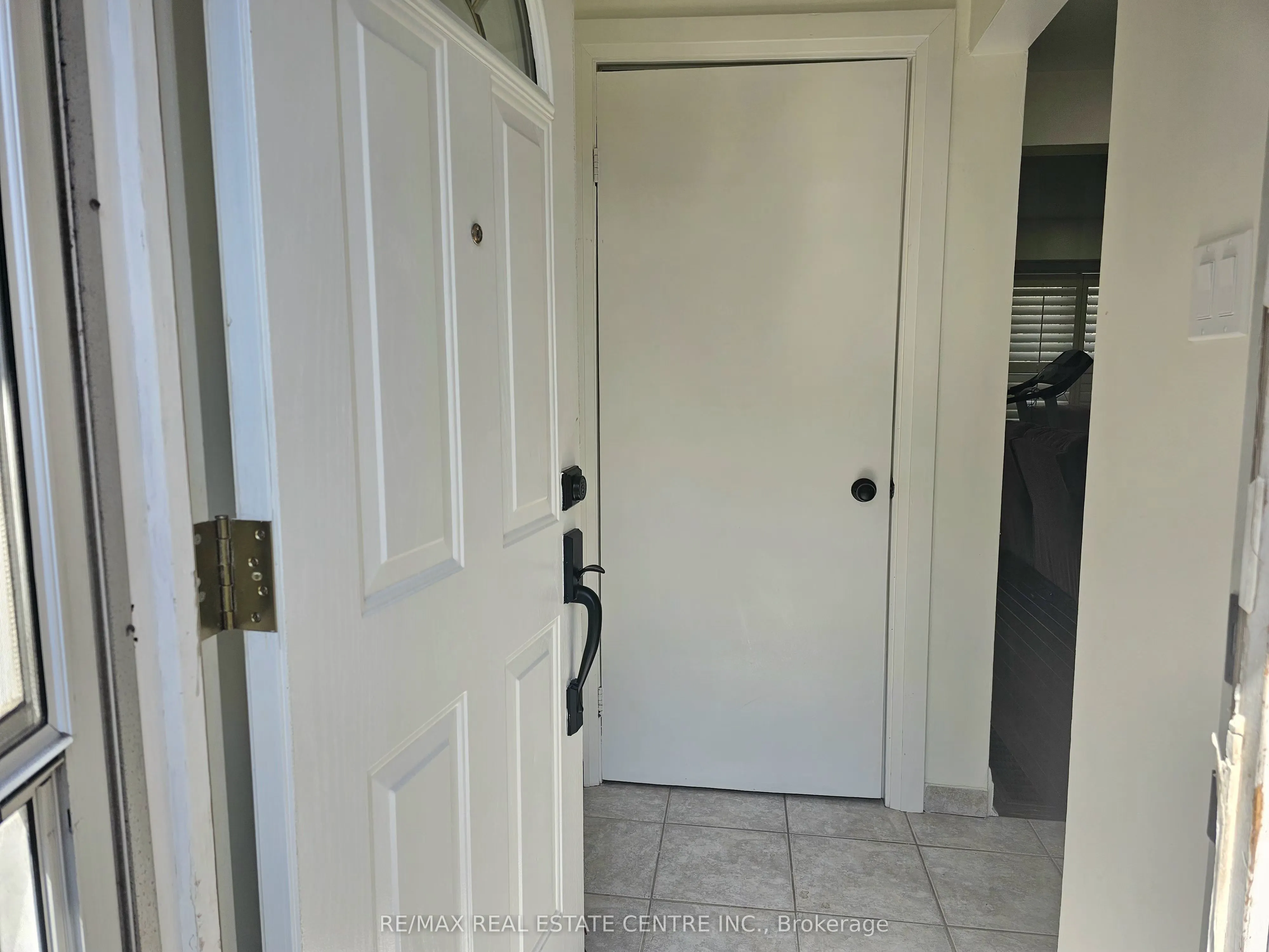 161 BERKINDALE Drive #6