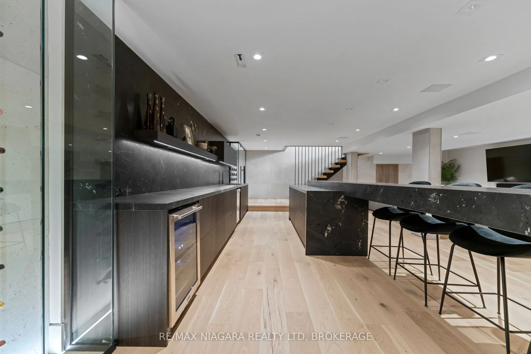 3551 CARDINAL Drive