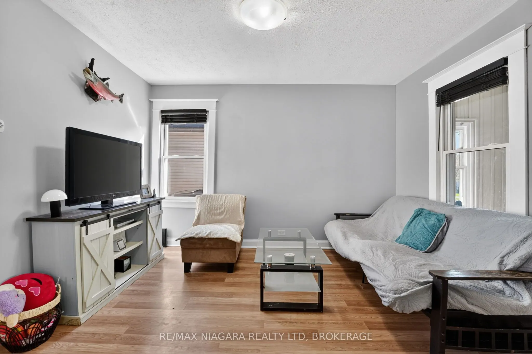 214 NIAGARA Street