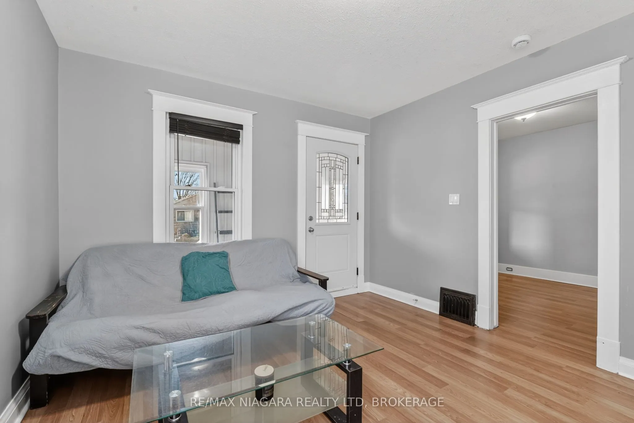 214 NIAGARA Street