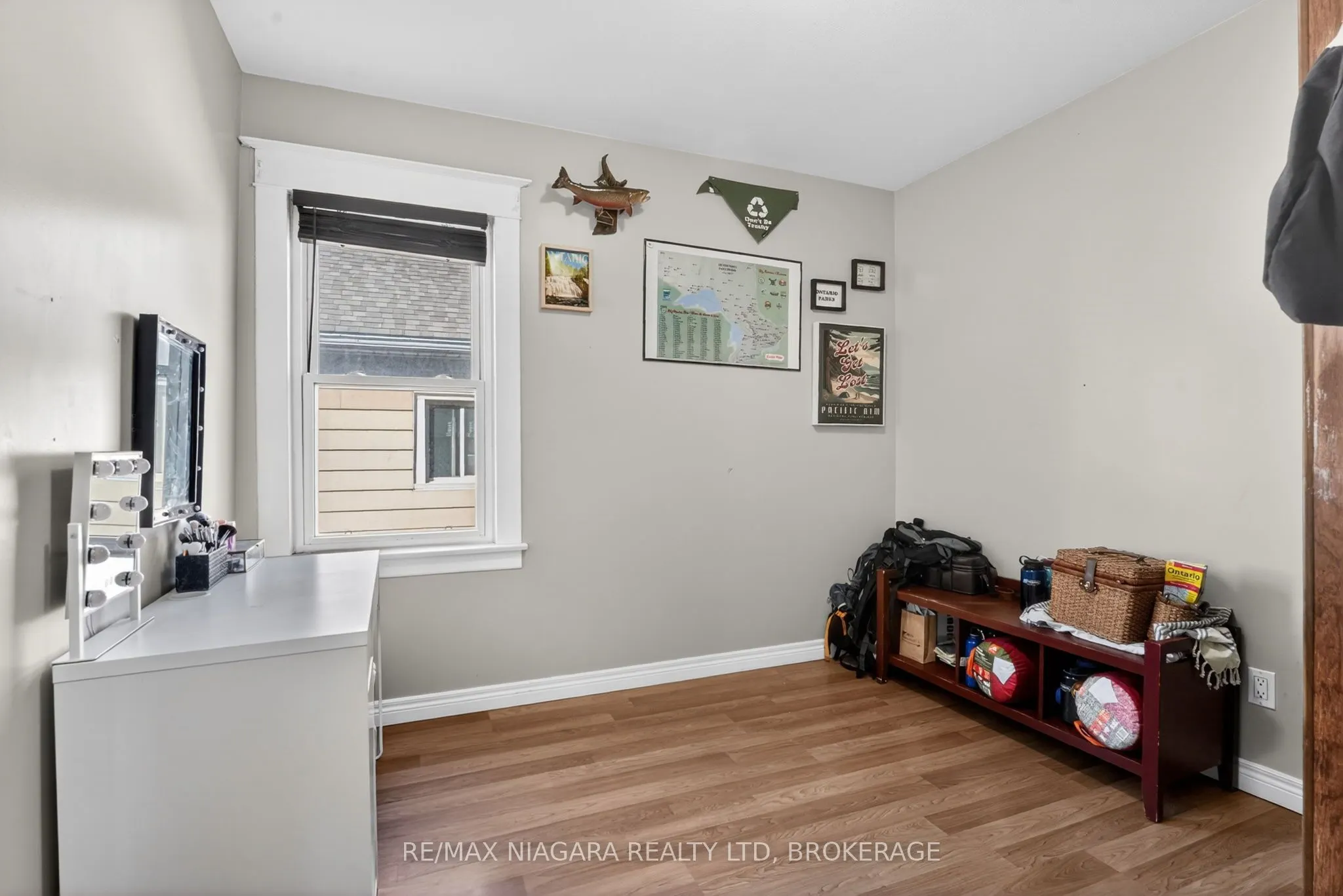 214 NIAGARA Street