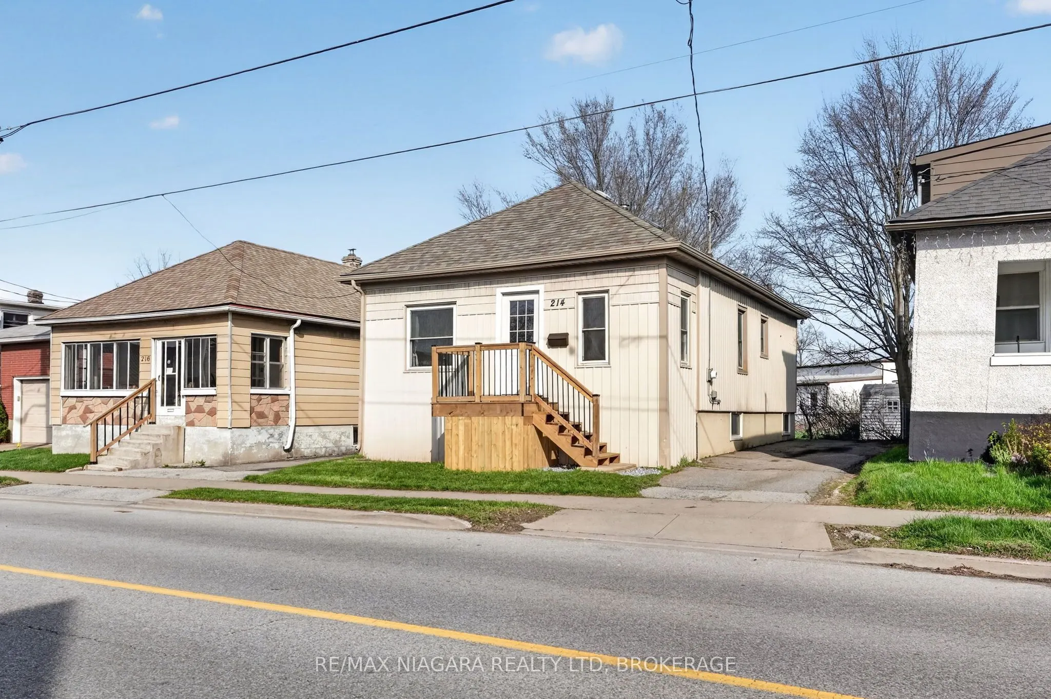 214 NIAGARA Street