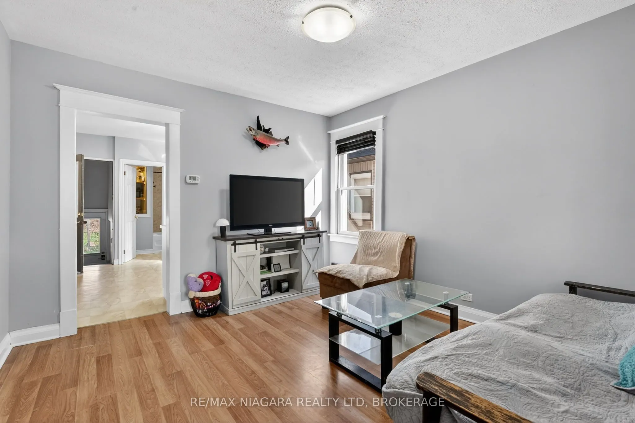 214 NIAGARA Street
