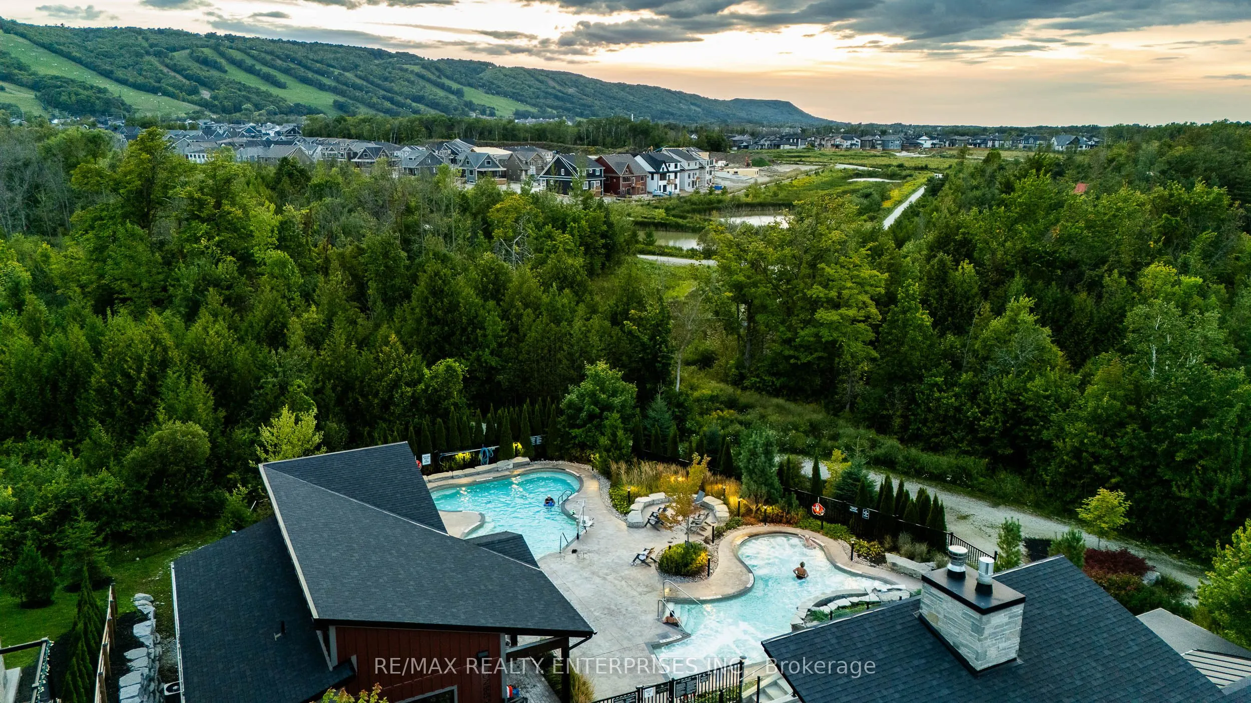 16 Beckwith Lane #404