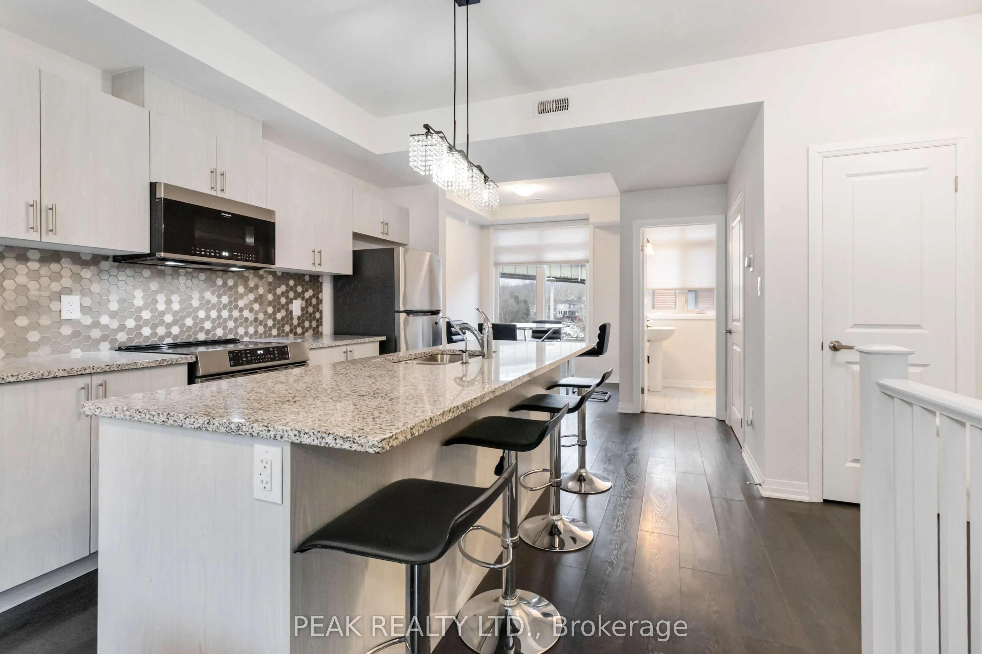 2 Willow Street #60