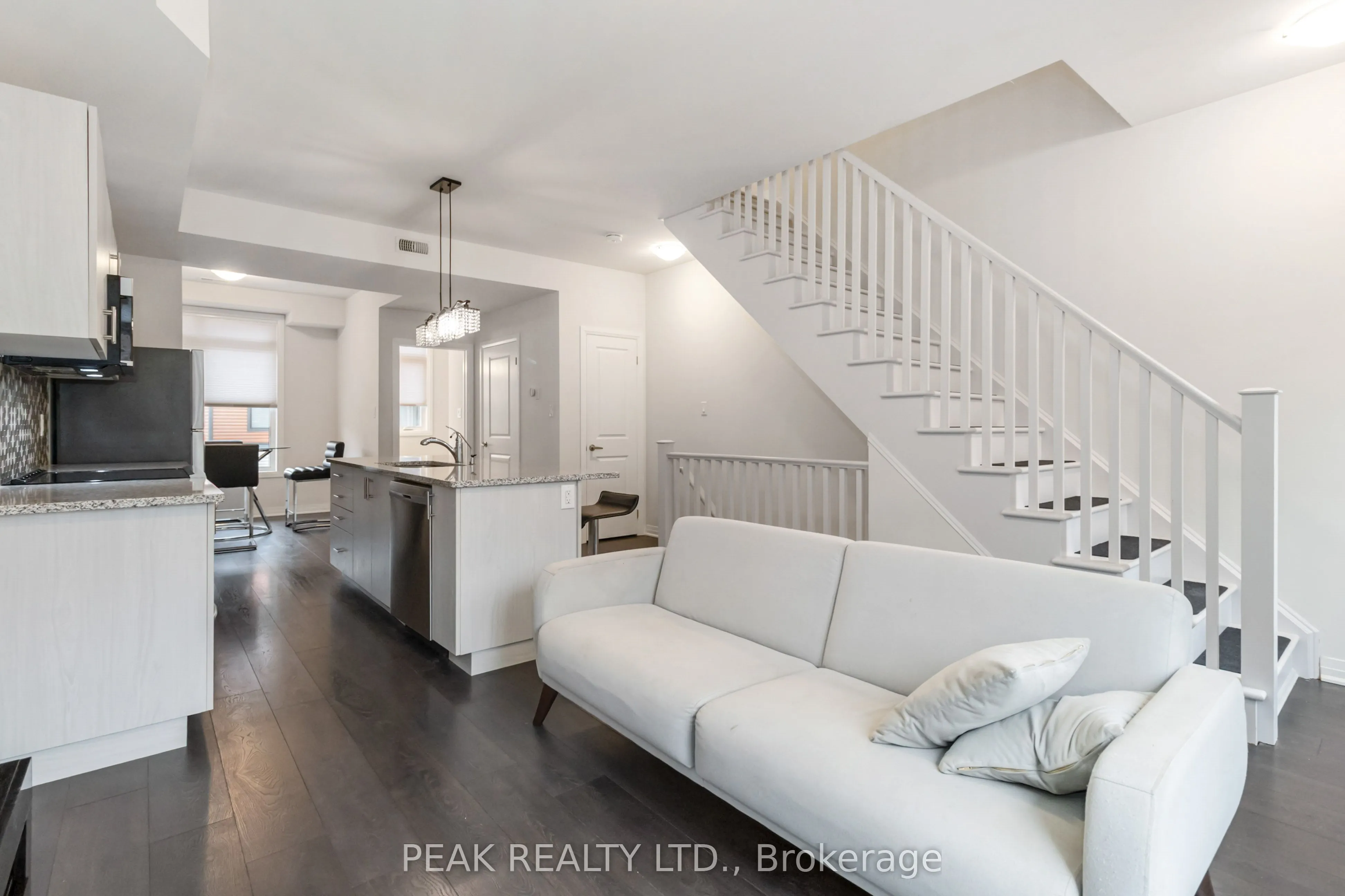 2 Willow Street #60