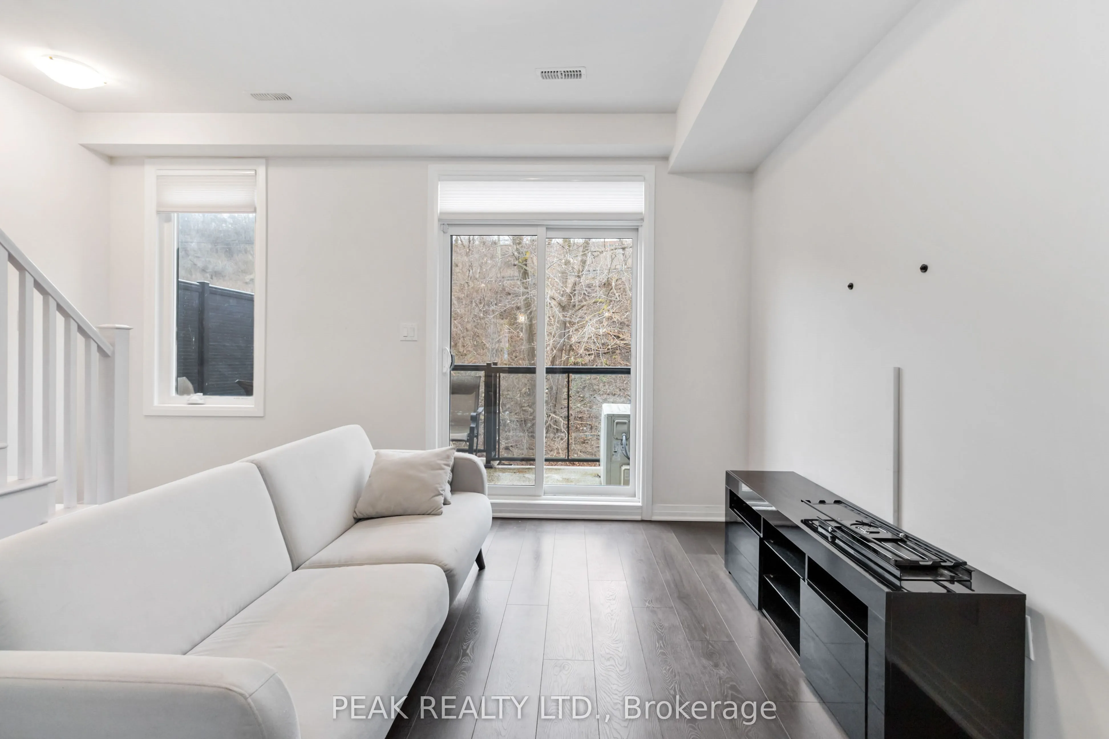 2 Willow Street #60