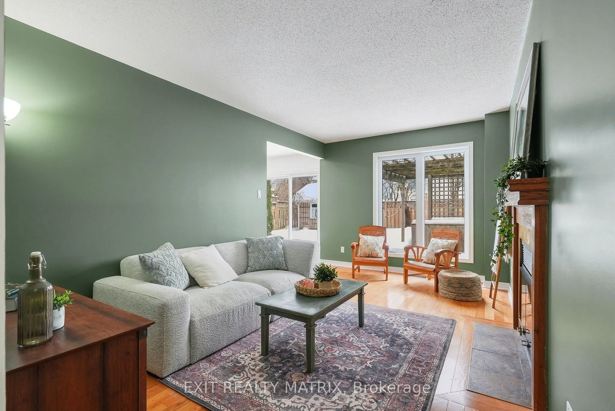 727 Brome Crescent