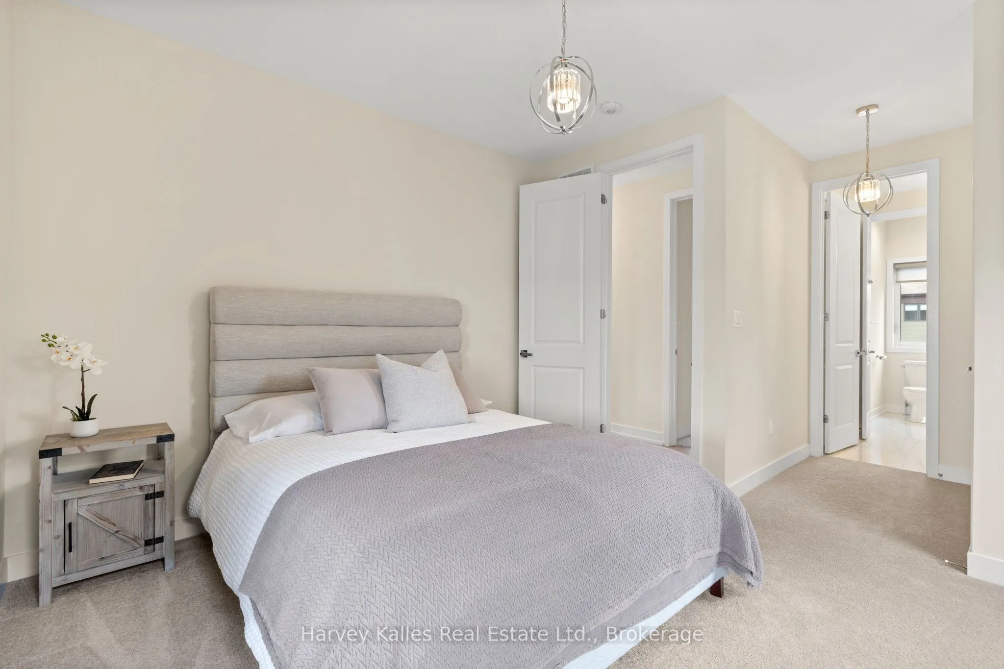 157 Springside Crescent