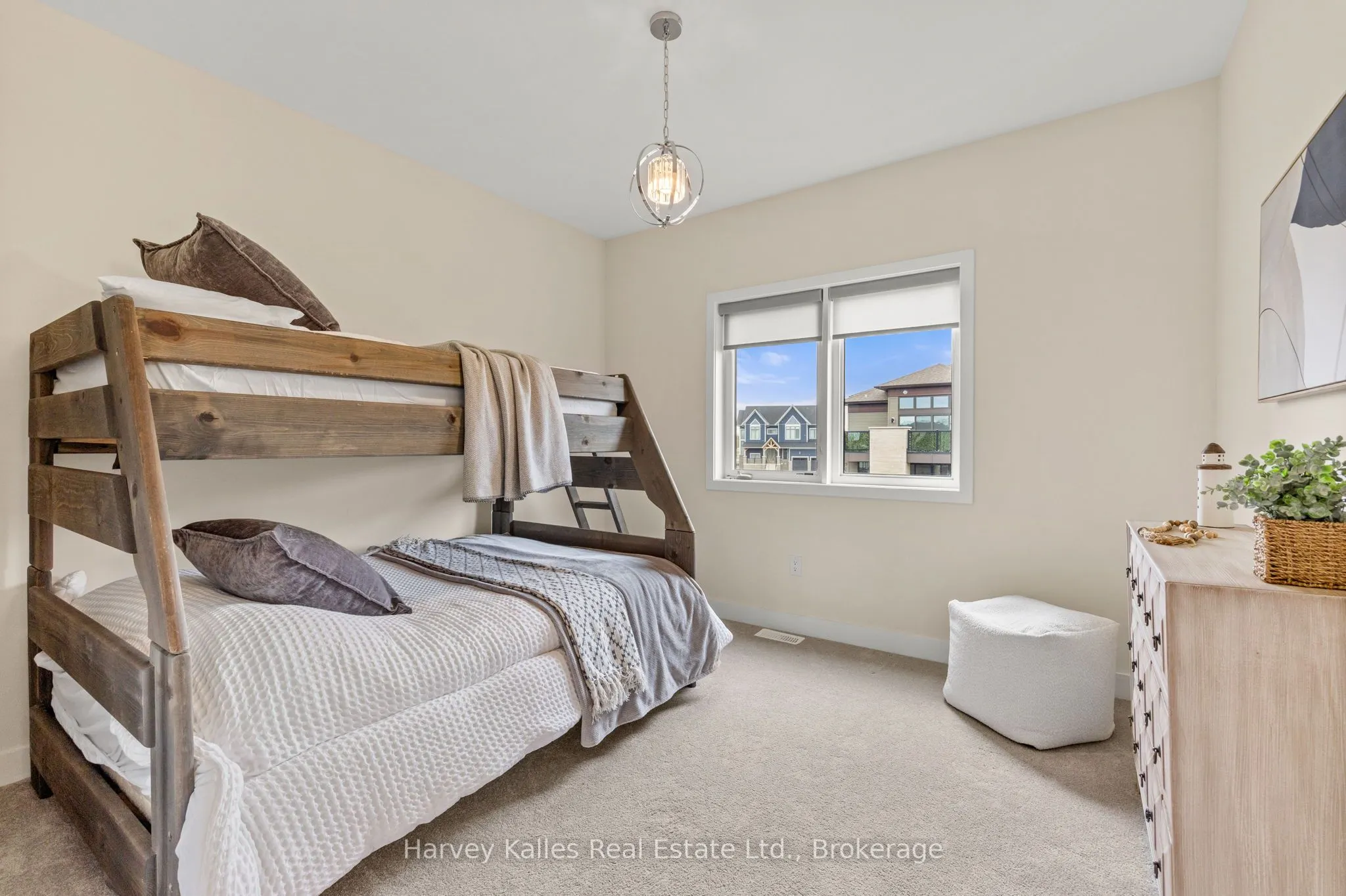157 Springside Crescent