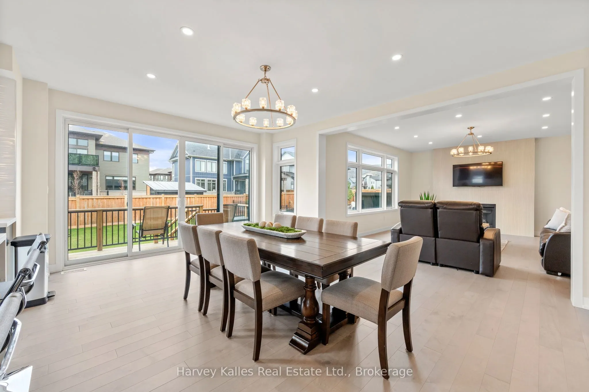 157 Springside Crescent