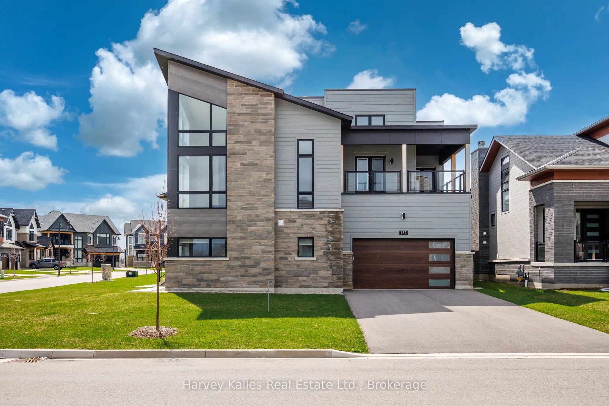 157 Springside Crescent